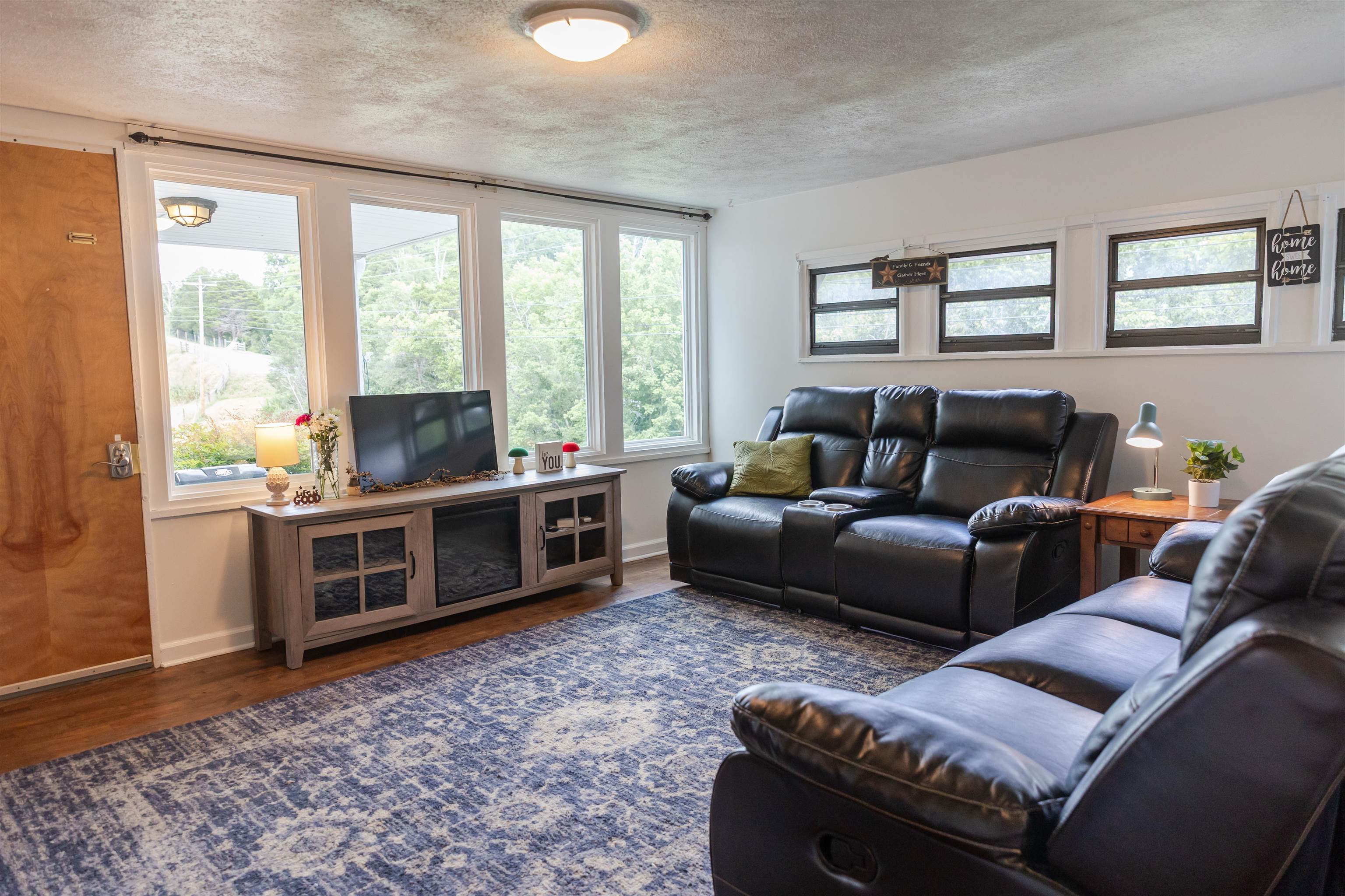 1202 S LEE HIGHWAY ACCESS RD, LEXINGTON, Virginia 24450, 2 Bedrooms Bedrooms, ,1 BathroomBathrooms,Residential,1202 S LEE HIGHWAY ACCESS RD,667544 MLS # 667544