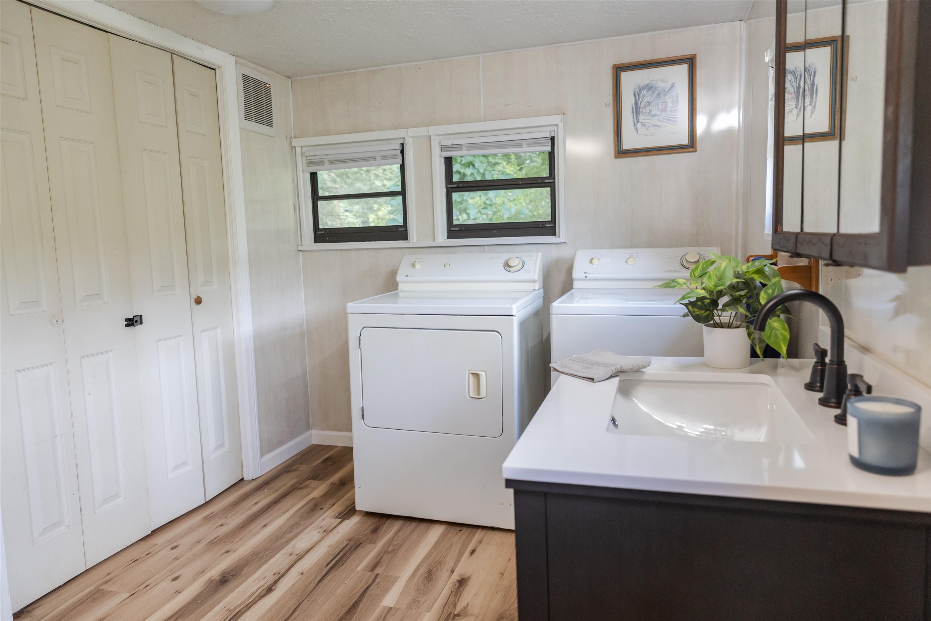 1202 S LEE HIGHWAY ACCESS RD, LEXINGTON, Virginia 24450, 2 Bedrooms Bedrooms, ,1 BathroomBathrooms,Residential,1202 S LEE HIGHWAY ACCESS RD,667544 MLS # 667544