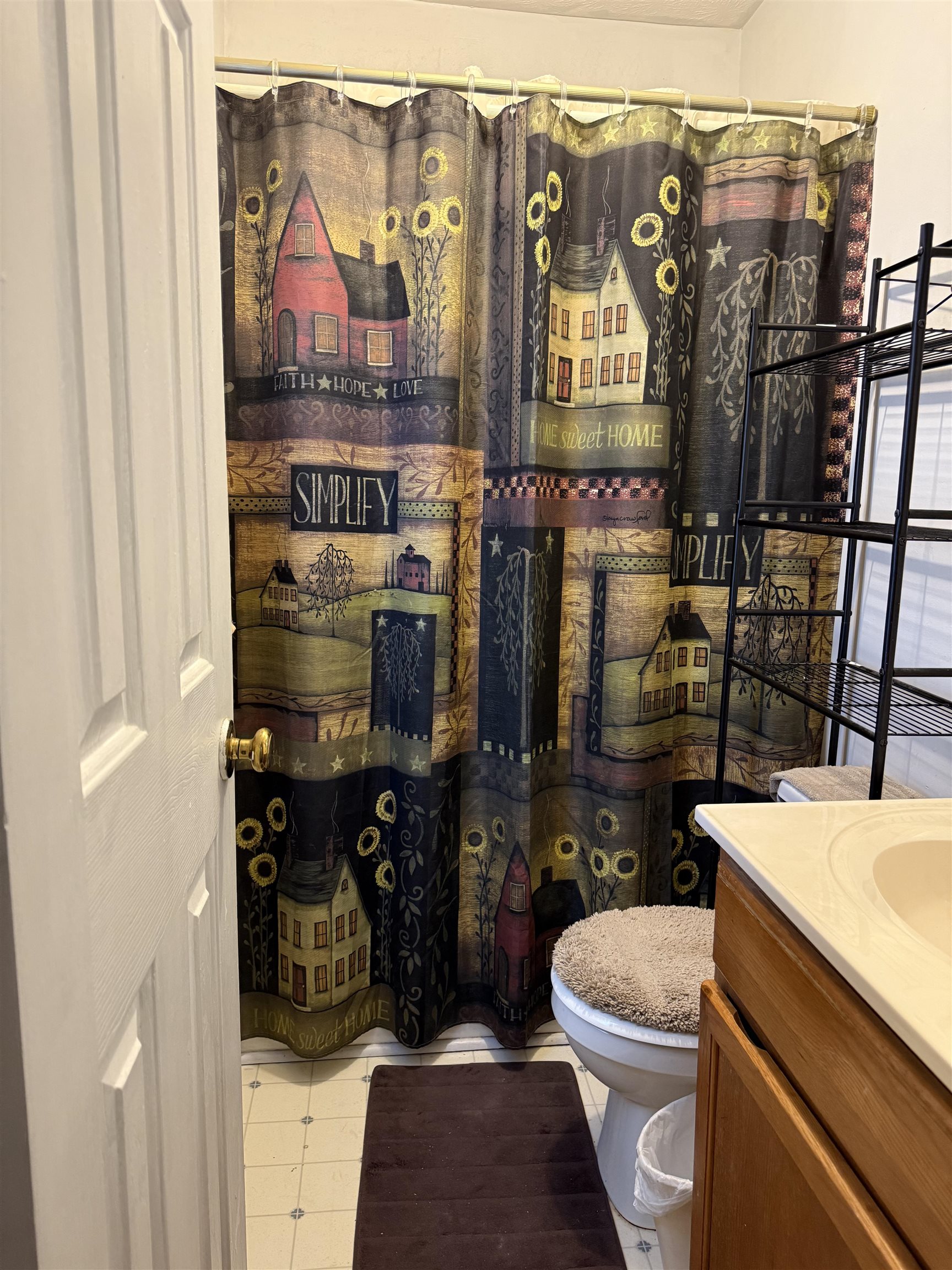 413 G ST, STAUNTON, Virginia 24401, 2 Bedrooms Bedrooms, ,2 BathroomsBathrooms,Residential,413 G ST,667546 MLS # 667546