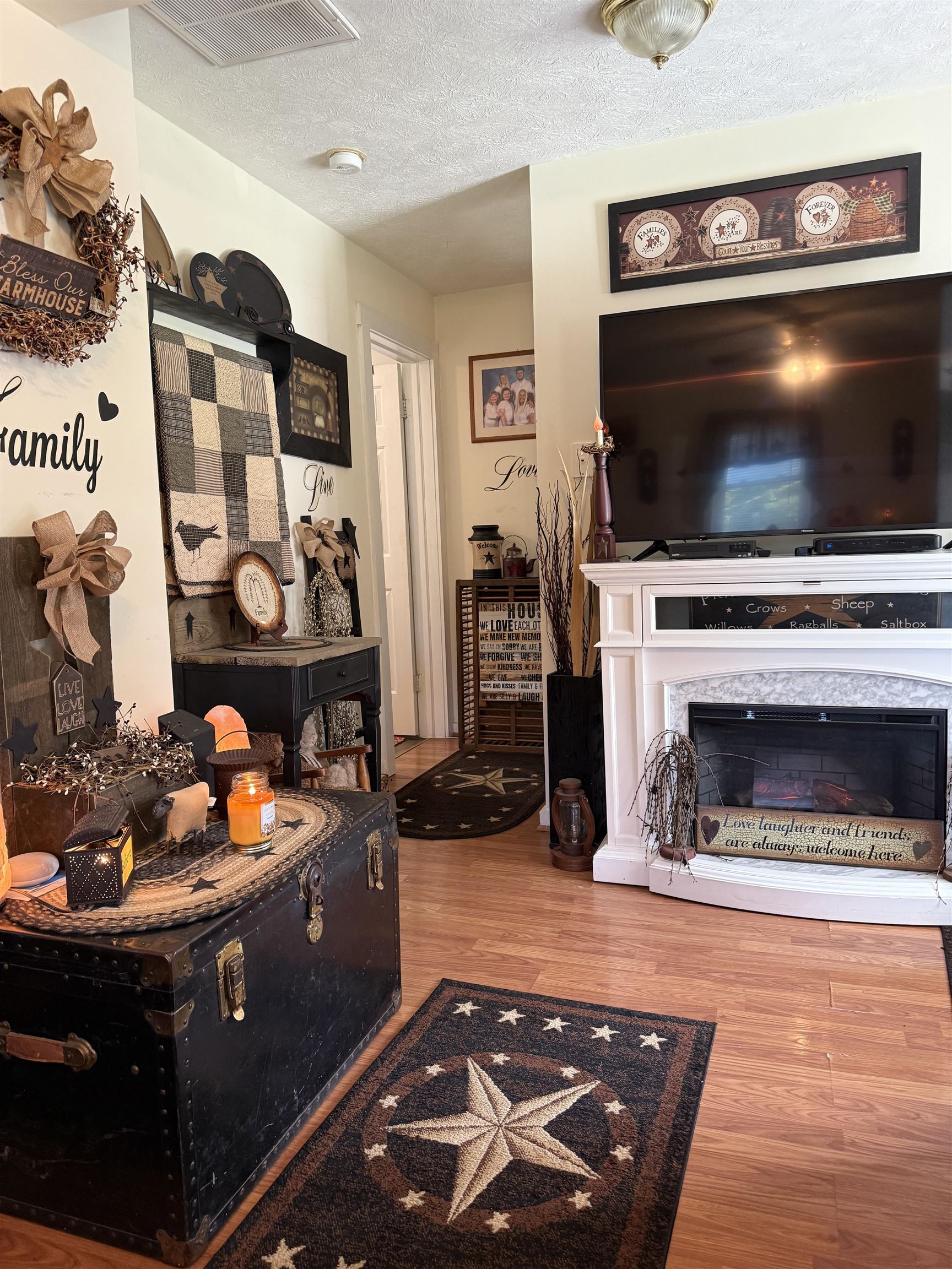 413 G ST, STAUNTON, Virginia 24401, 2 Bedrooms Bedrooms, ,2 BathroomsBathrooms,Residential,413 G ST,667546 MLS # 667546