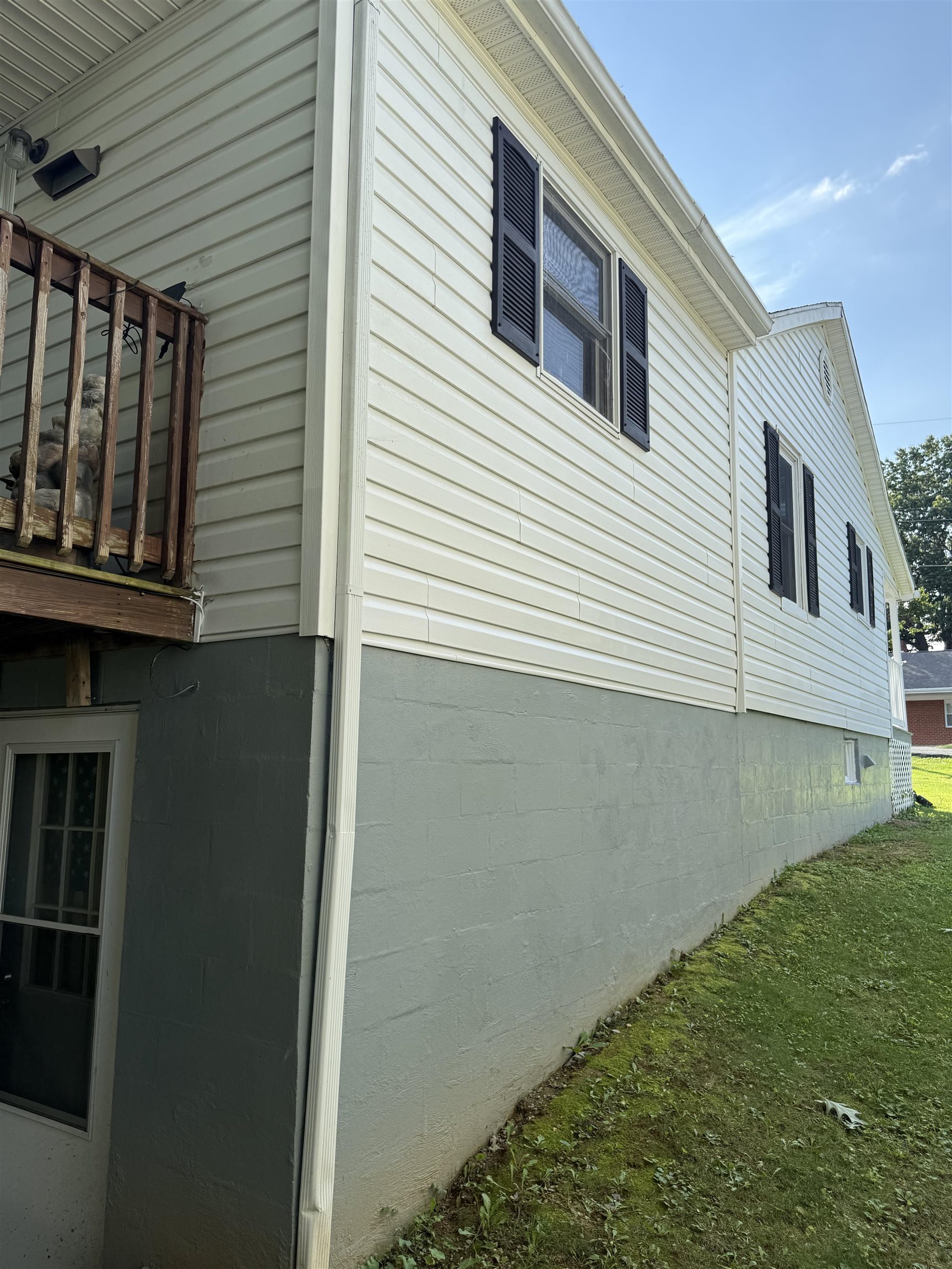 413 G ST, STAUNTON, Virginia 24401, 2 Bedrooms Bedrooms, ,2 BathroomsBathrooms,Residential,413 G ST,667546 MLS # 667546