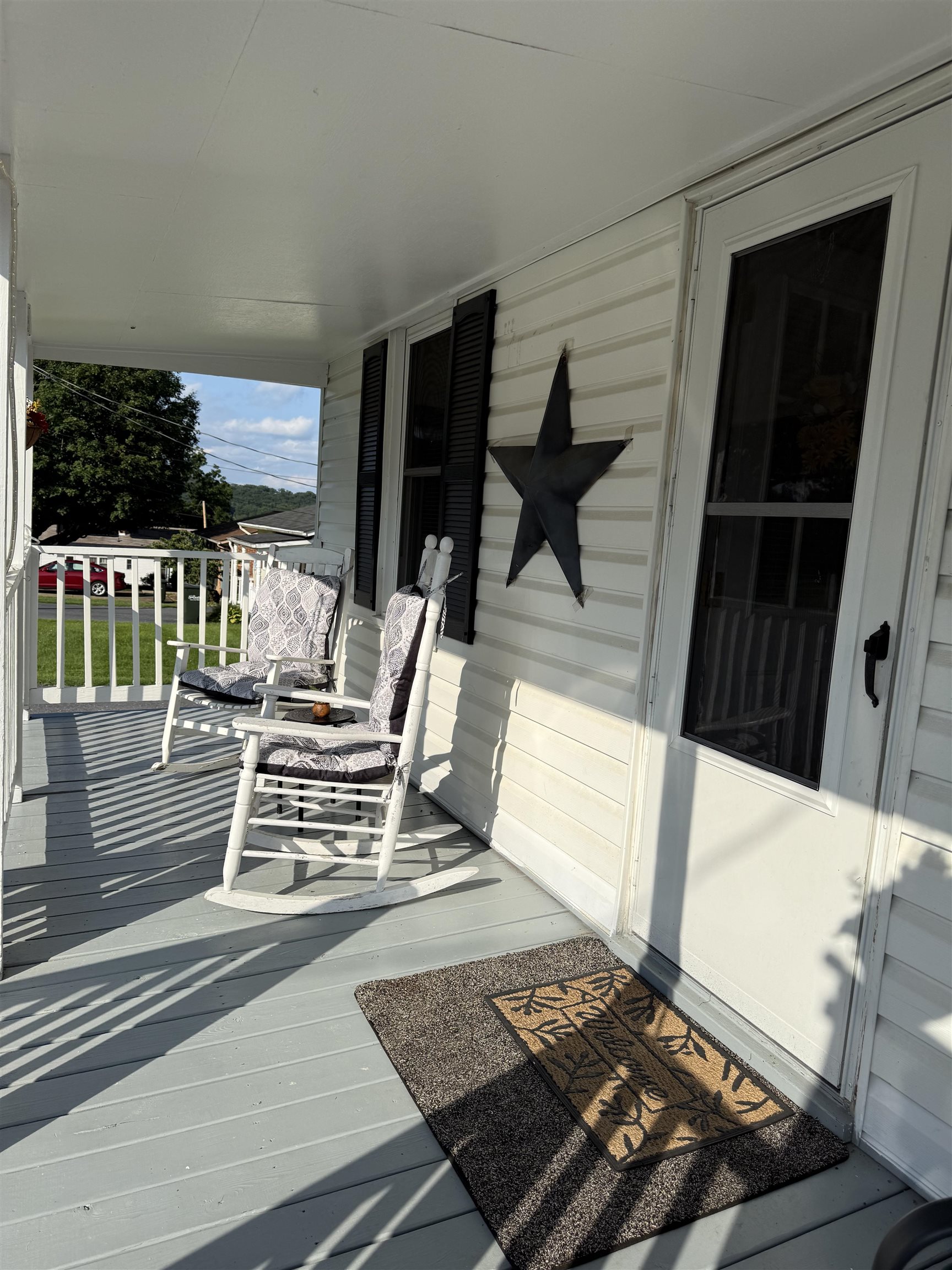 413 G ST, STAUNTON, Virginia 24401, 2 Bedrooms Bedrooms, ,2 BathroomsBathrooms,Residential,413 G ST,667546 MLS # 667546