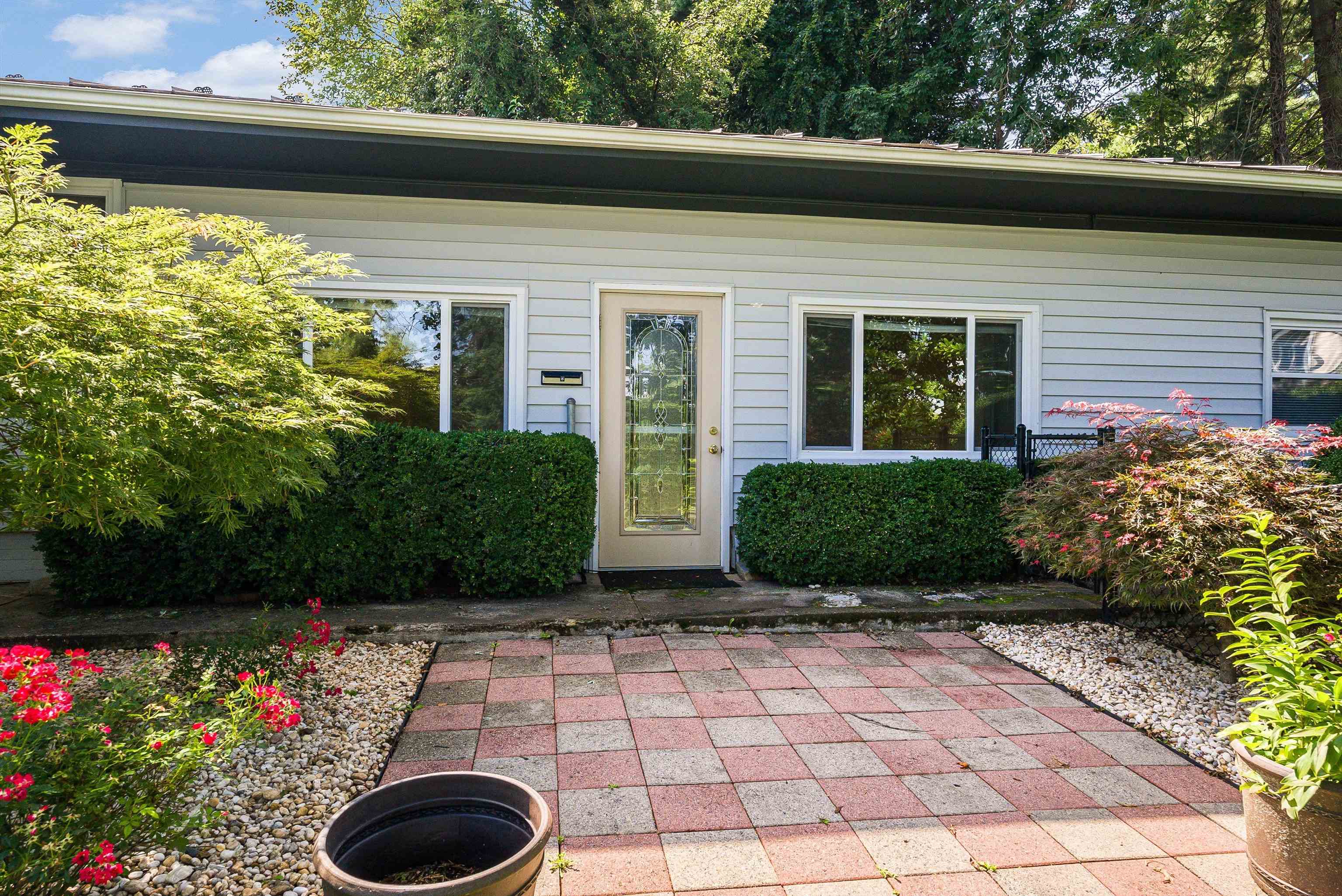 108 OVERLOOK RD, STAUNTON, Virginia 24401, 4 Bedrooms Bedrooms, ,3 BathroomsBathrooms,Residential,108 OVERLOOK RD,667548 MLS # 667548