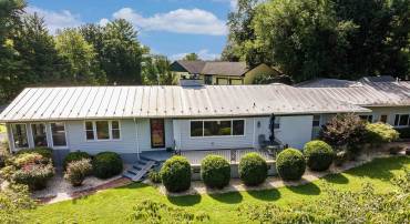 108 OVERLOOK RD, STAUNTON, Virginia 24401, 4 Bedrooms Bedrooms, ,3 BathroomsBathrooms,Residential,108 OVERLOOK RD,667548 MLS # 667548