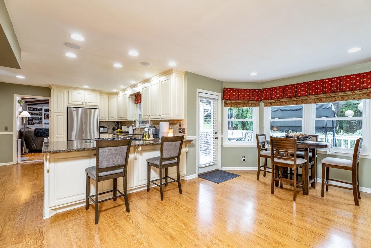 532 MOUNTAIN VIEW DR, HARRISONBURG, Virginia 22801, 4 Bedrooms Bedrooms, ,3 BathroomsBathrooms,Residential,532 MOUNTAIN VIEW DR,667555 MLS # 667555