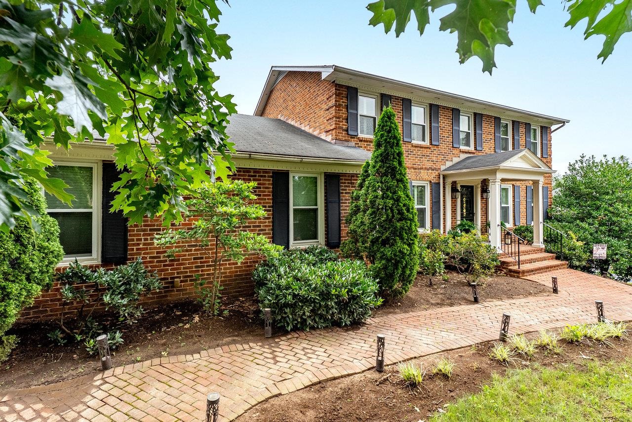 532 MOUNTAIN VIEW DR, HARRISONBURG, Virginia 22801, 4 Bedrooms Bedrooms, ,3 BathroomsBathrooms,Residential,532 MOUNTAIN VIEW DR,667555 MLS # 667555