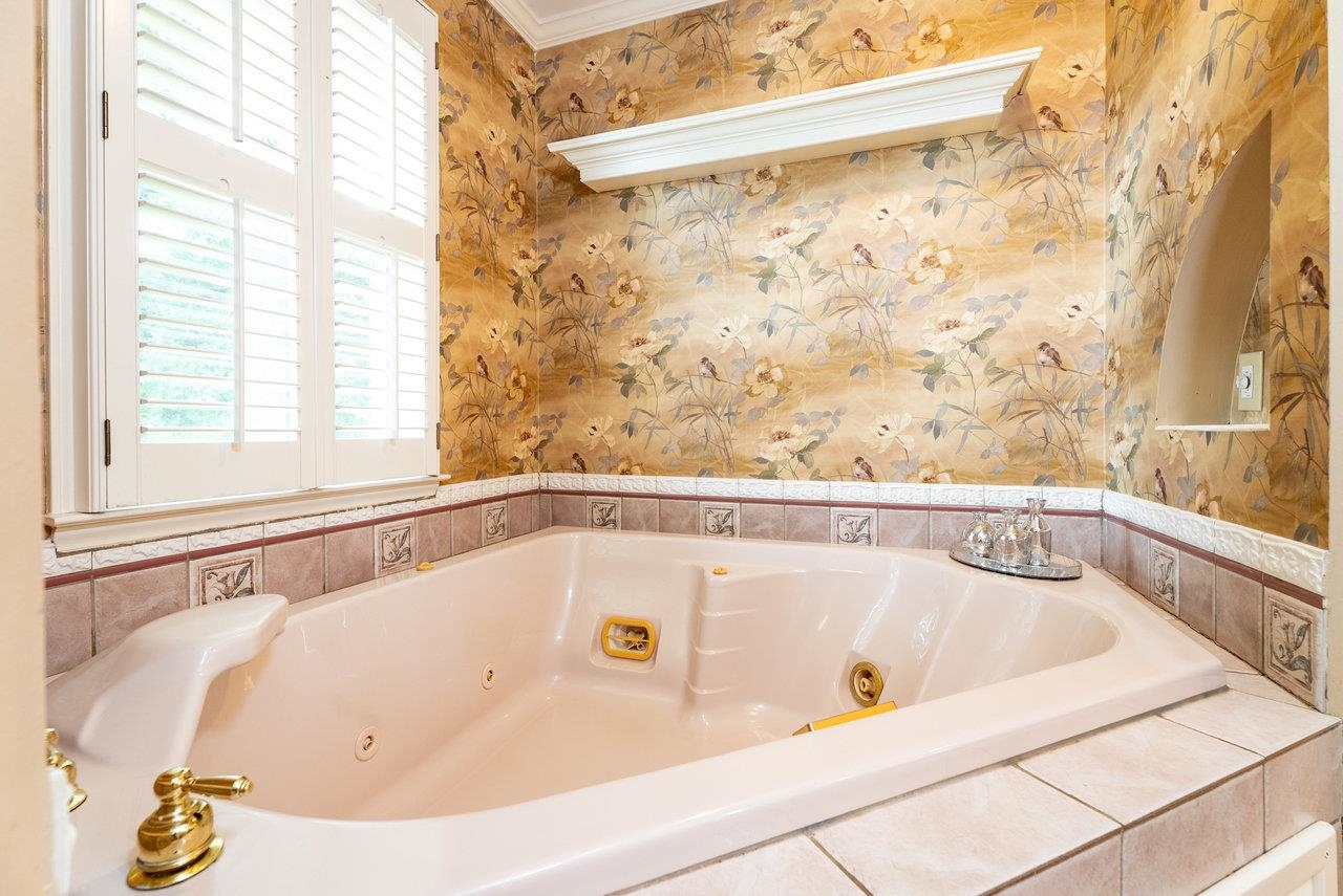 532 MOUNTAIN VIEW DR, HARRISONBURG, Virginia 22801, 4 Bedrooms Bedrooms, ,3 BathroomsBathrooms,Residential,532 MOUNTAIN VIEW DR,667555 MLS # 667555