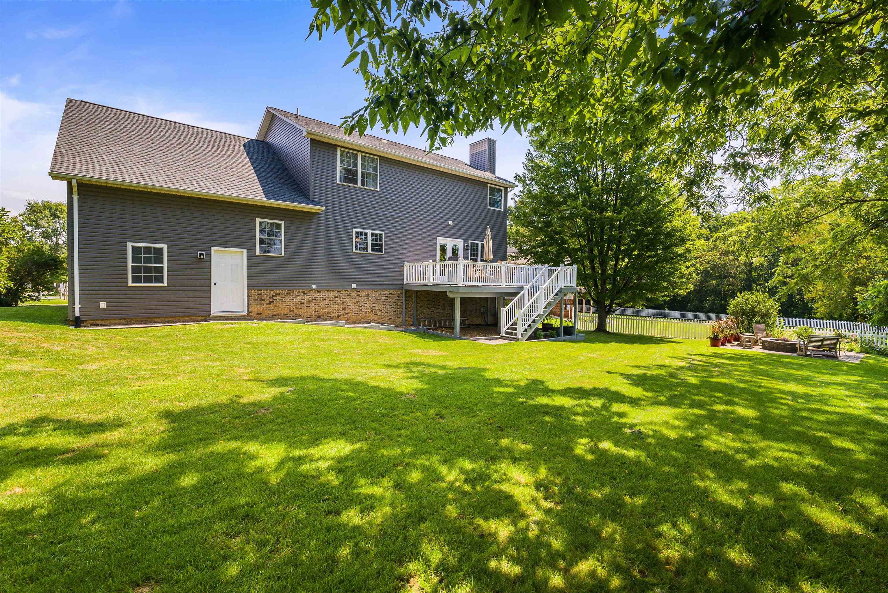 6073 HOUNDSCHASE LN, ROCKINGHAM, Virginia 22801, 6 Bedrooms Bedrooms, ,4 BathroomsBathrooms,Residential,6073 HOUNDSCHASE LN,667564 MLS # 667564
