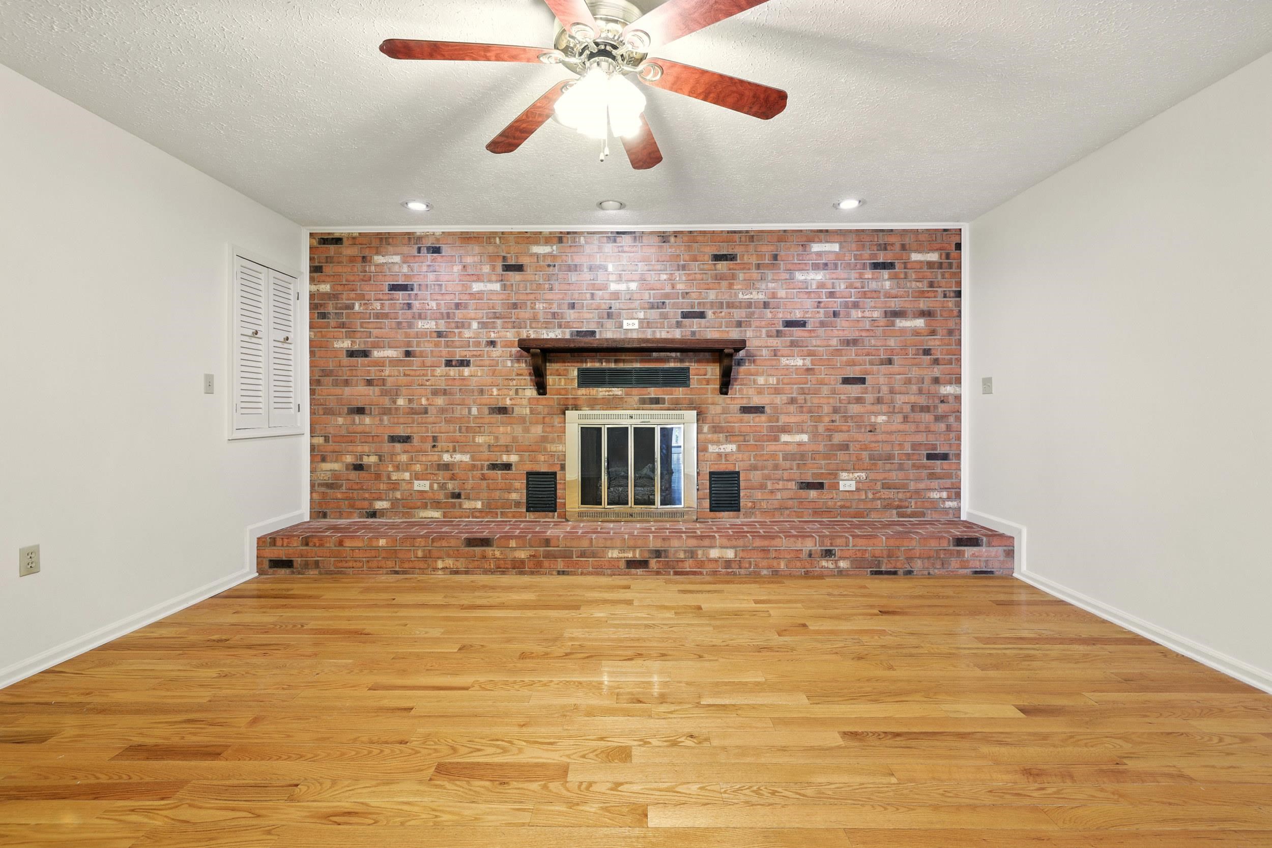 36 CANAAN ST, LURAY, Virginia 22835, 3 Bedrooms Bedrooms, ,3 BathroomsBathrooms,Residential,36 CANAAN ST,667571 MLS # 667571