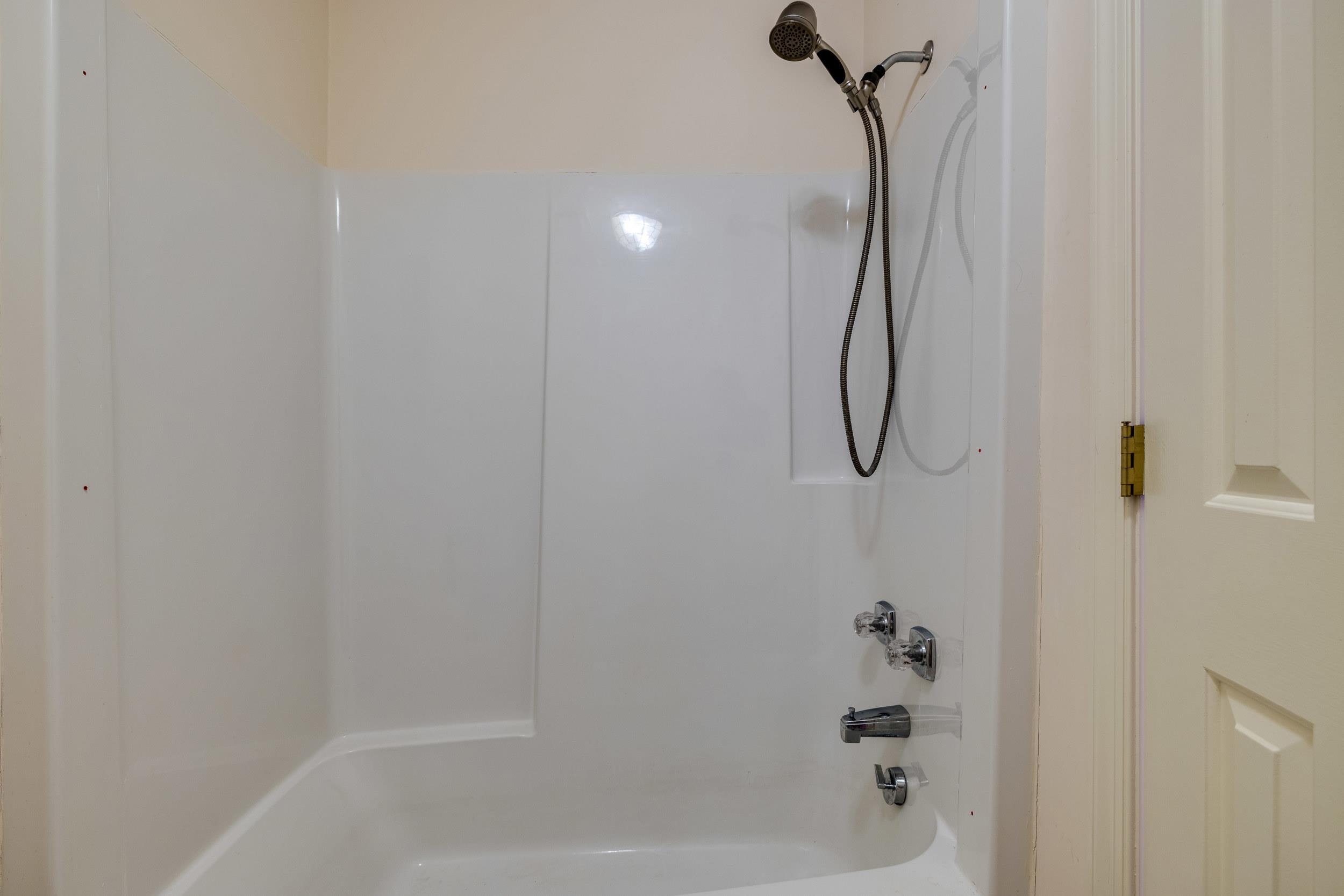 36 CANAAN ST, LURAY, Virginia 22835, 3 Bedrooms Bedrooms, ,3 BathroomsBathrooms,Residential,36 CANAAN ST,667571 MLS # 667571