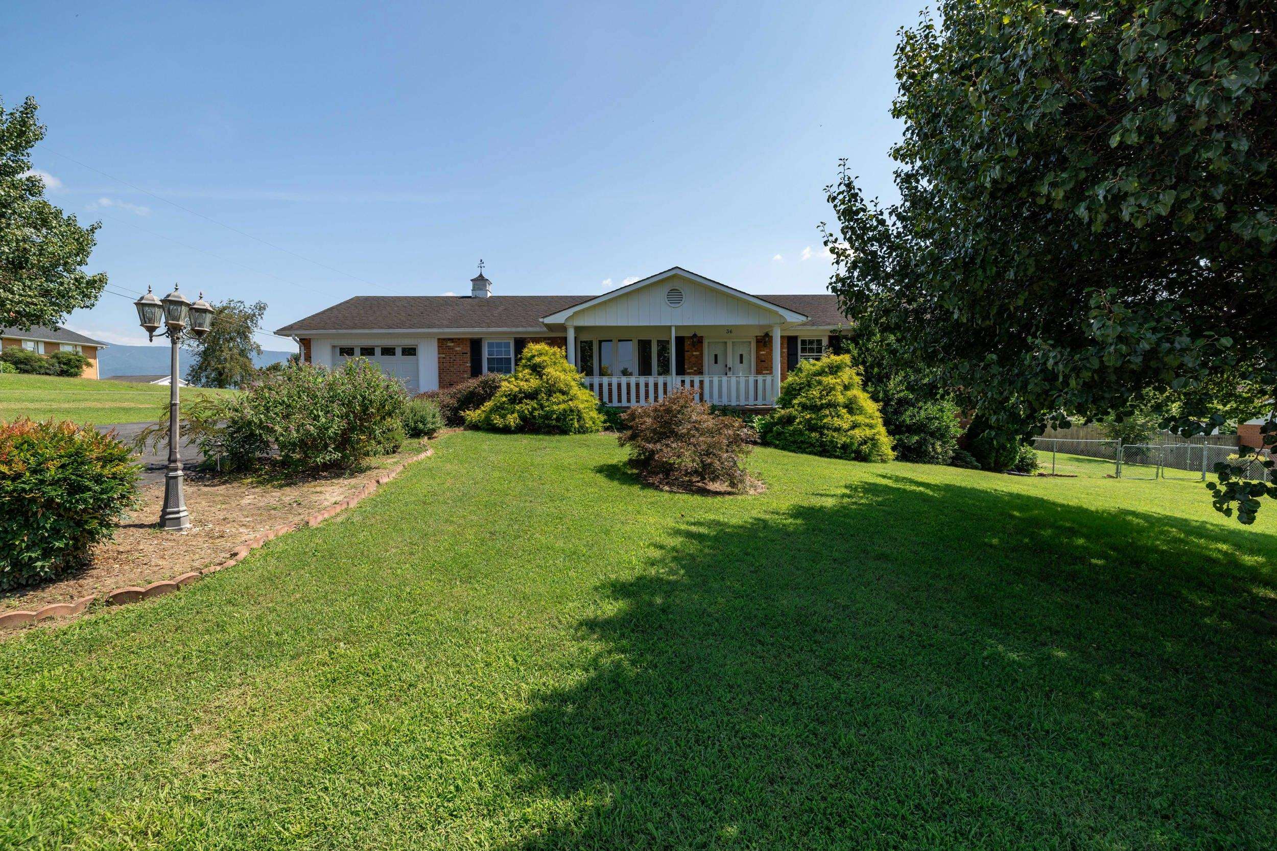 36 CANAAN ST, LURAY, Virginia 22835, 3 Bedrooms Bedrooms, ,3 BathroomsBathrooms,Residential,36 CANAAN ST,667571 MLS # 667571