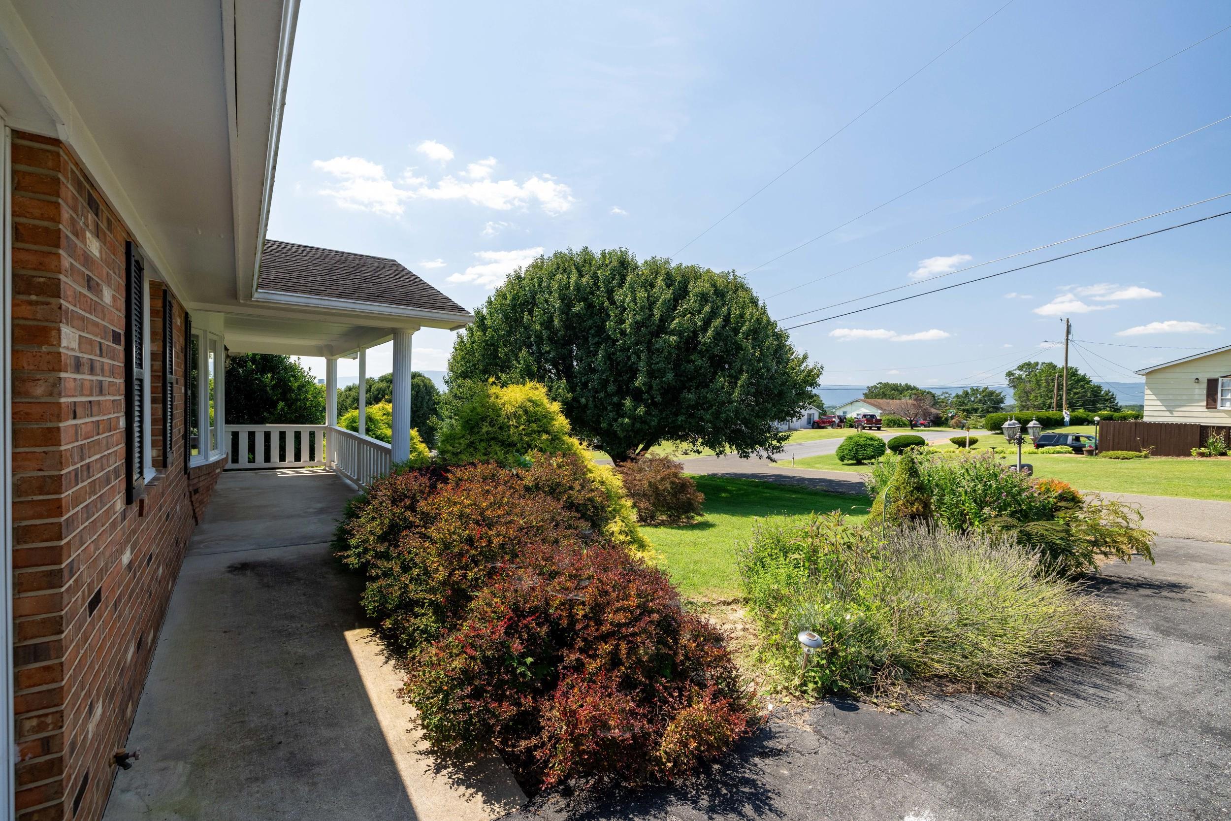 36 CANAAN ST, LURAY, Virginia 22835, 3 Bedrooms Bedrooms, ,3 BathroomsBathrooms,Residential,36 CANAAN ST,667571 MLS # 667571