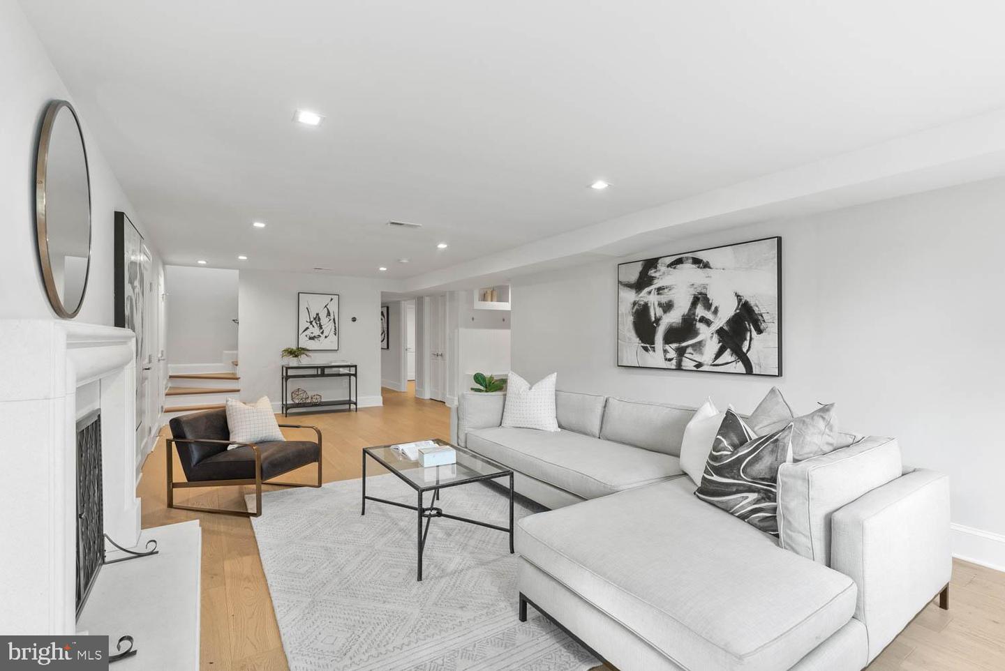 4628 BLAGDEN TER NW, WASHINGTON, District Of Columbia 20011, 5 Bedrooms Bedrooms, ,3 BathroomsBathrooms,Residential,For sale,4628 BLAGDEN TER NW,DCDC2210686 MLS # DCDC2210686