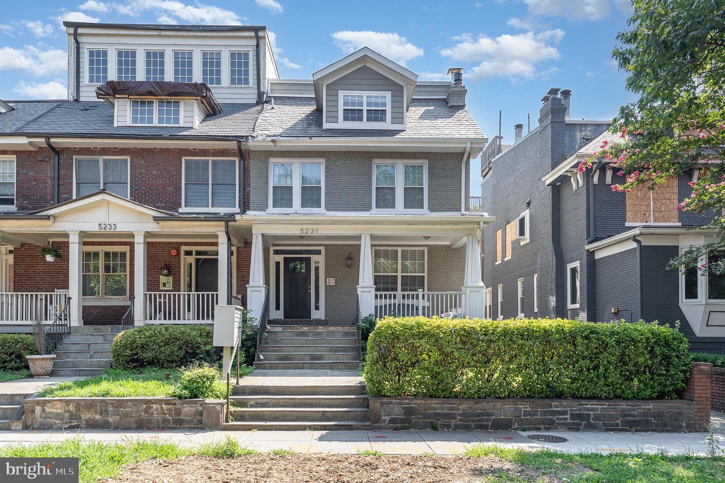 5231 CONNECTICUT AVE NW #102, WASHINGTON, District Of Columbia 20015, 3 Bedrooms Bedrooms, ,3 BathroomsBathrooms,Residential,For sale,5231 CONNECTICUT AVE NW #102,DCDC2210854 MLS # DCDC2210854