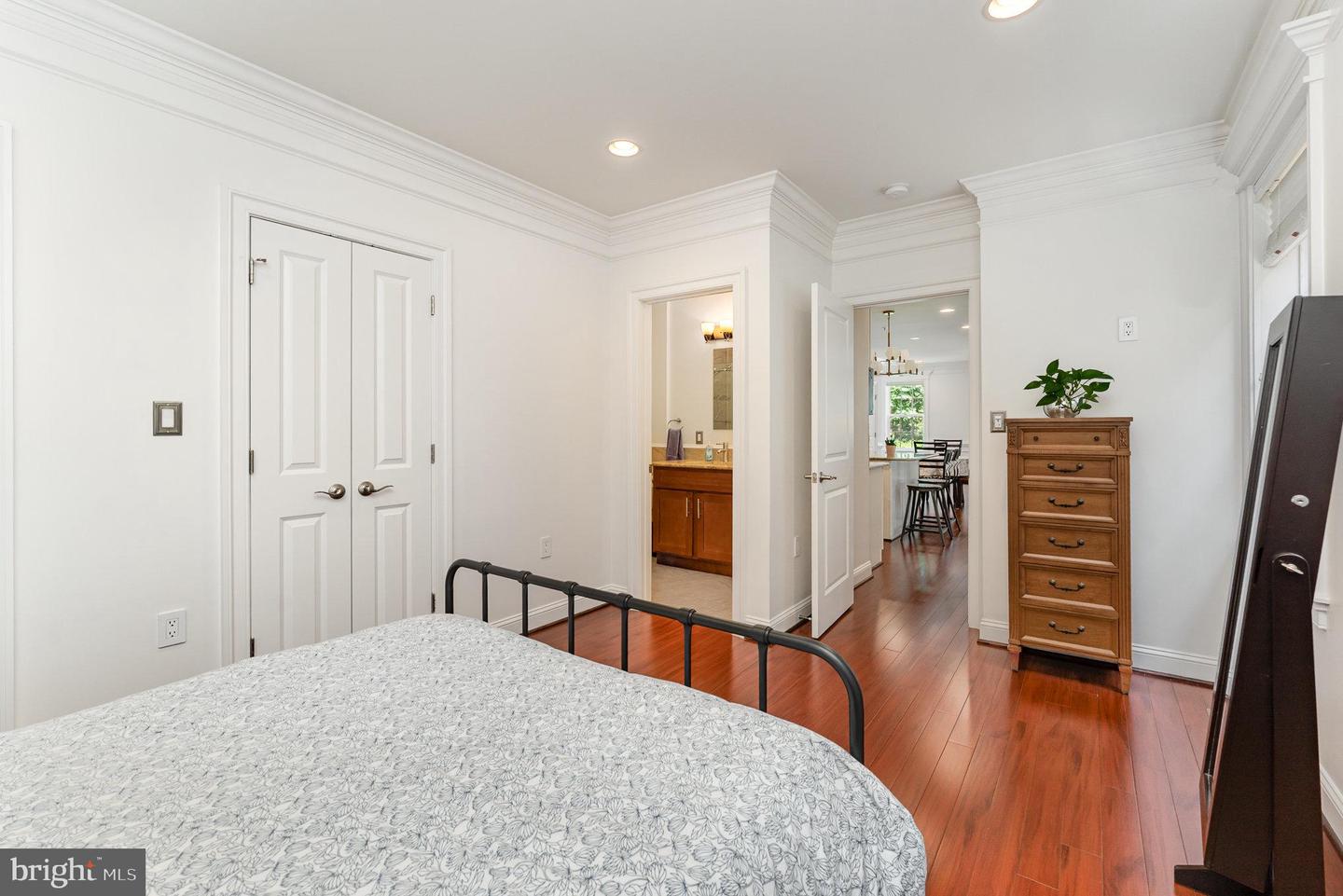 5231 CONNECTICUT AVE NW #102, WASHINGTON, District Of Columbia 20015, 3 Bedrooms Bedrooms, ,3 BathroomsBathrooms,Residential,For sale,5231 CONNECTICUT AVE NW #102,DCDC2210854 MLS # DCDC2210854