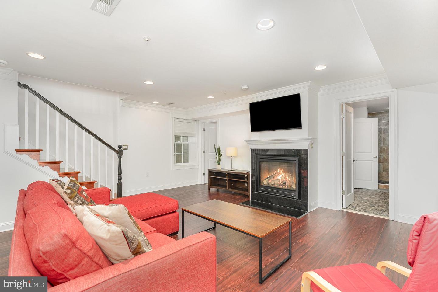 5231 CONNECTICUT AVE NW #102, WASHINGTON, District Of Columbia 20015, 3 Bedrooms Bedrooms, ,3 BathroomsBathrooms,Residential,For sale,5231 CONNECTICUT AVE NW #102,DCDC2210854 MLS # DCDC2210854