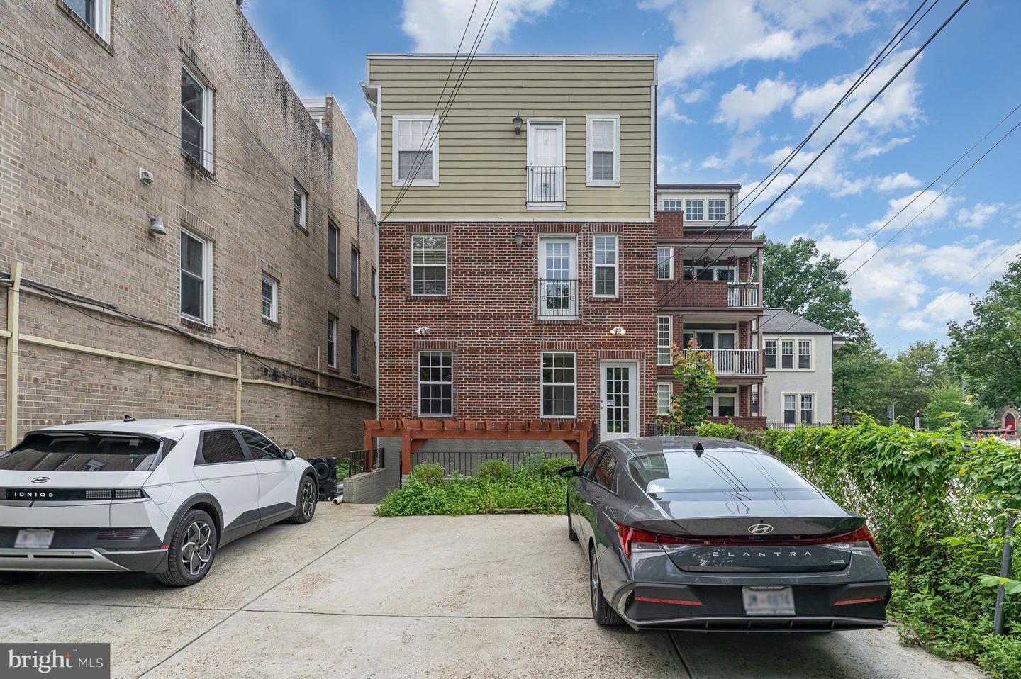 5231 CONNECTICUT AVE NW #102, WASHINGTON, District Of Columbia 20015, 3 Bedrooms Bedrooms, ,3 BathroomsBathrooms,Residential,For sale,5231 CONNECTICUT AVE NW #102,DCDC2210854 MLS # DCDC2210854