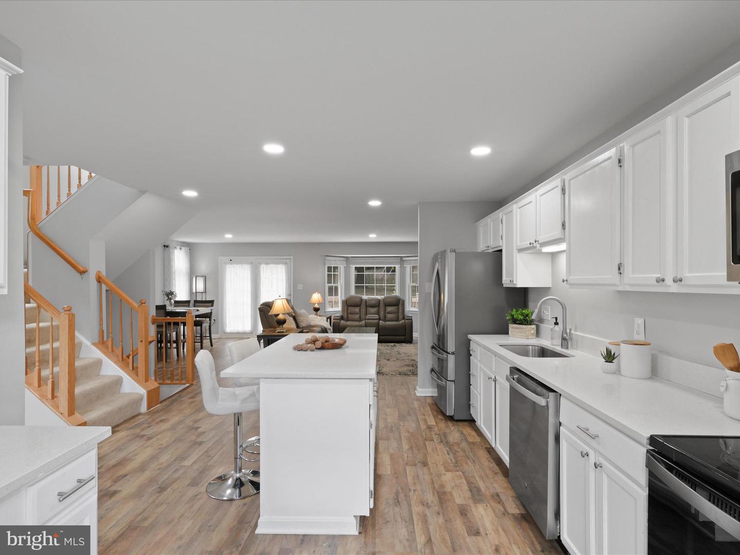 12438 ABBEY KNOLL CT, WOODBRIDGE, Virginia 22192, 4 Bedrooms Bedrooms, ,3 BathroomsBathrooms,Residential,For sale,12438 ABBEY KNOLL CT,VAPW2099586 MLS # VAPW2099586