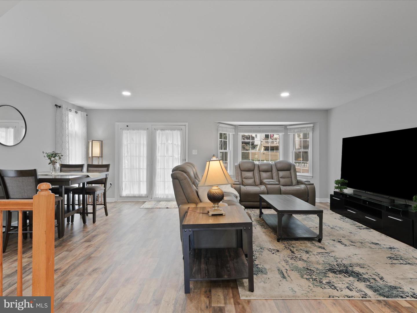 12438 ABBEY KNOLL CT, WOODBRIDGE, Virginia 22192, 4 Bedrooms Bedrooms, ,3 BathroomsBathrooms,Residential,For sale,12438 ABBEY KNOLL CT,VAPW2099586 MLS # VAPW2099586