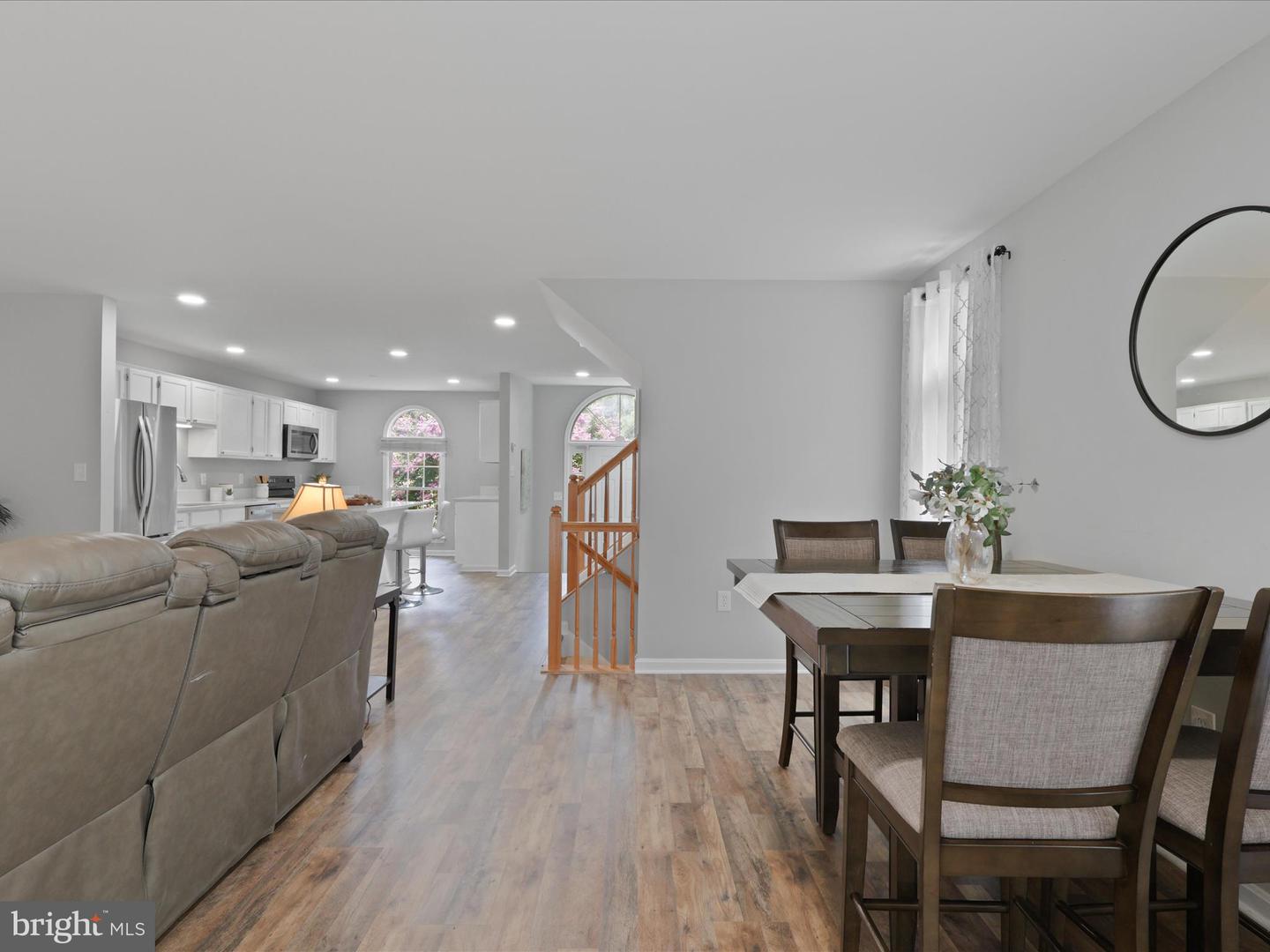 12438 ABBEY KNOLL CT, WOODBRIDGE, Virginia 22192, 4 Bedrooms Bedrooms, ,3 BathroomsBathrooms,Residential,For sale,12438 ABBEY KNOLL CT,VAPW2099586 MLS # VAPW2099586