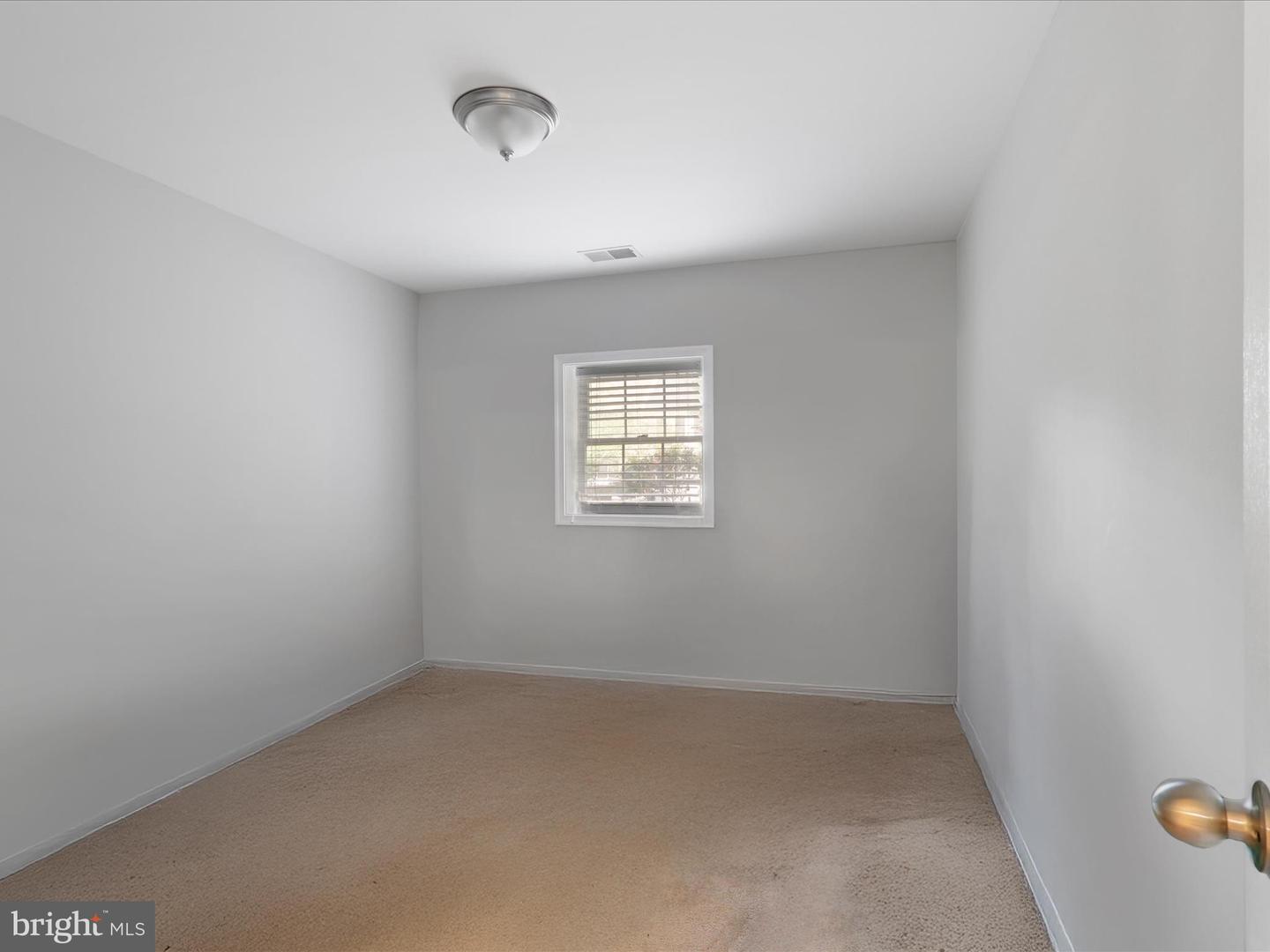 12438 ABBEY KNOLL CT, WOODBRIDGE, Virginia 22192, 4 Bedrooms Bedrooms, ,3 BathroomsBathrooms,Residential,For sale,12438 ABBEY KNOLL CT,VAPW2099586 MLS # VAPW2099586