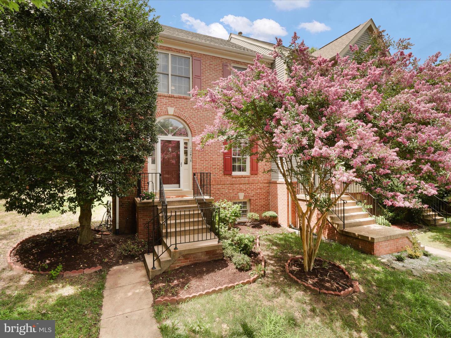 12438 ABBEY KNOLL CT, WOODBRIDGE, Virginia 22192, 4 Bedrooms Bedrooms, ,3 BathroomsBathrooms,Residential,For sale,12438 ABBEY KNOLL CT,VAPW2099586 MLS # VAPW2099586