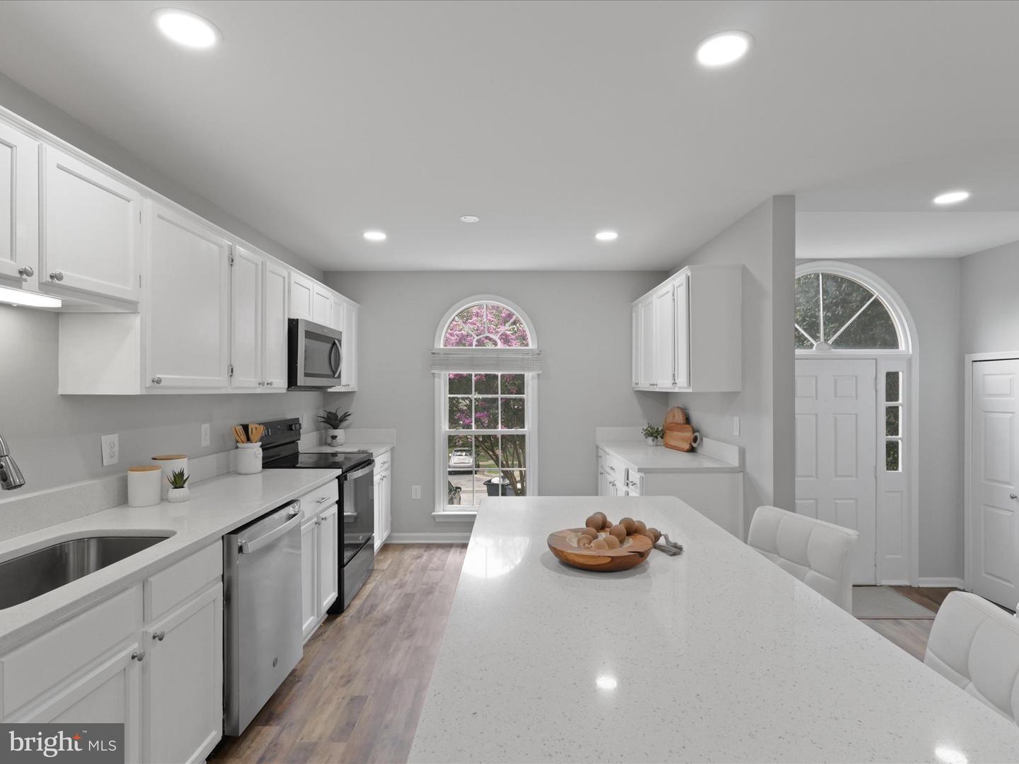 12438 ABBEY KNOLL CT, WOODBRIDGE, Virginia 22192, 4 Bedrooms Bedrooms, ,3 BathroomsBathrooms,Residential,For sale,12438 ABBEY KNOLL CT,VAPW2099586 MLS # VAPW2099586