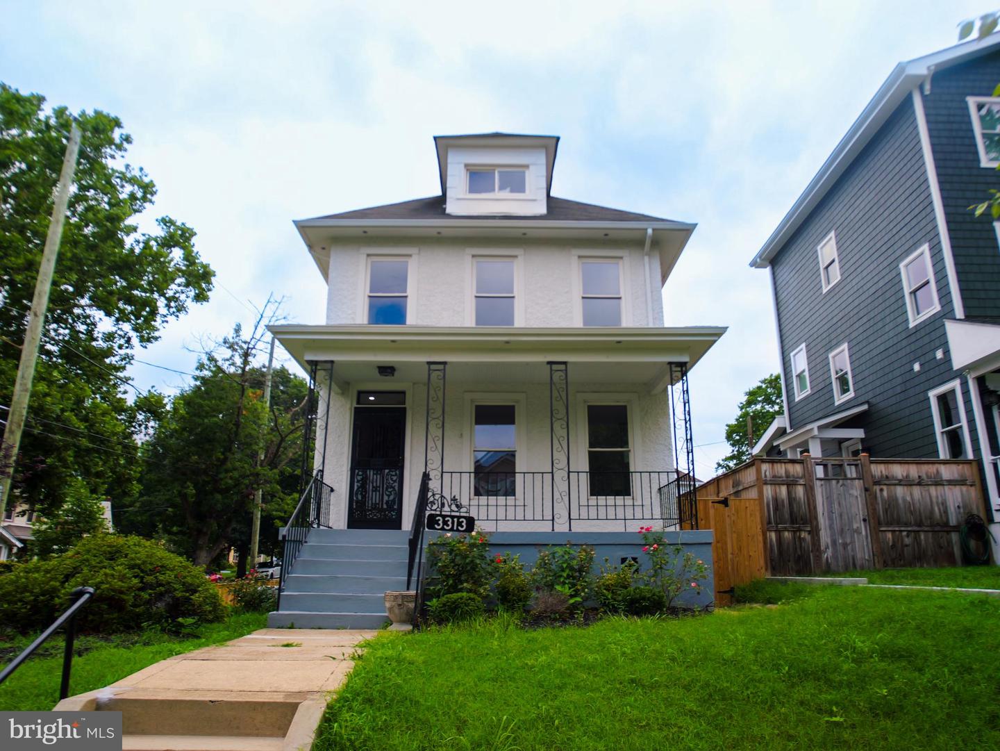 3313 22ND ST NE, WASHINGTON, District Of Columbia 20018, 4 Bedrooms Bedrooms, ,2 BathroomsBathrooms,Residential,For sale,3313 22ND ST NE,DCDC2211414 MLS # DCDC2211414
