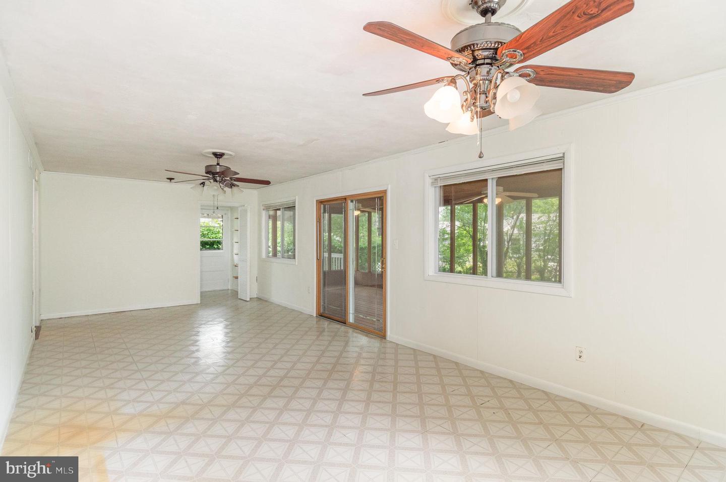 3143 COFER RD, FALLS CHURCH, Virginia 22042, 3 Bedrooms Bedrooms, ,2 BathroomsBathrooms,Residential,For sale,3143 COFER RD,VAFX2257952 MLS # VAFX2257952
