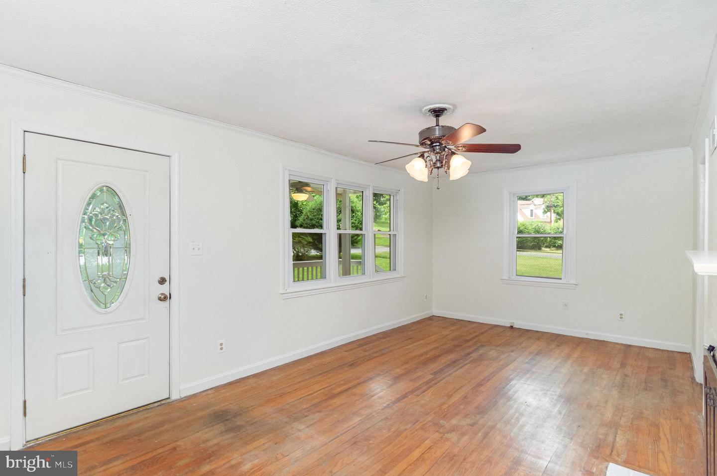 3143 COFER RD, FALLS CHURCH, Virginia 22042, 3 Bedrooms Bedrooms, ,2 BathroomsBathrooms,Residential,For sale,3143 COFER RD,VAFX2257952 MLS # VAFX2257952