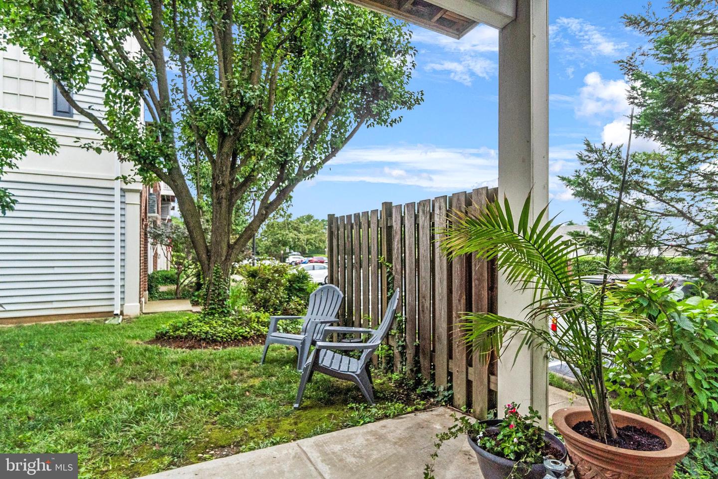 1805 KENWOOD AVE, ALEXANDRIA, Virginia 22302, 2 Bedrooms Bedrooms, 8 Rooms Rooms,2 BathroomsBathrooms,Residential,For sale,1805 KENWOOD AVE,VAAX2047996 MLS # VAAX2047996
