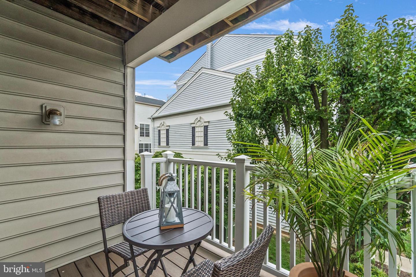 1805 KENWOOD AVE, ALEXANDRIA, Virginia 22302, 2 Bedrooms Bedrooms, 8 Rooms Rooms,2 BathroomsBathrooms,Residential,For sale,1805 KENWOOD AVE,VAAX2047996 MLS # VAAX2047996