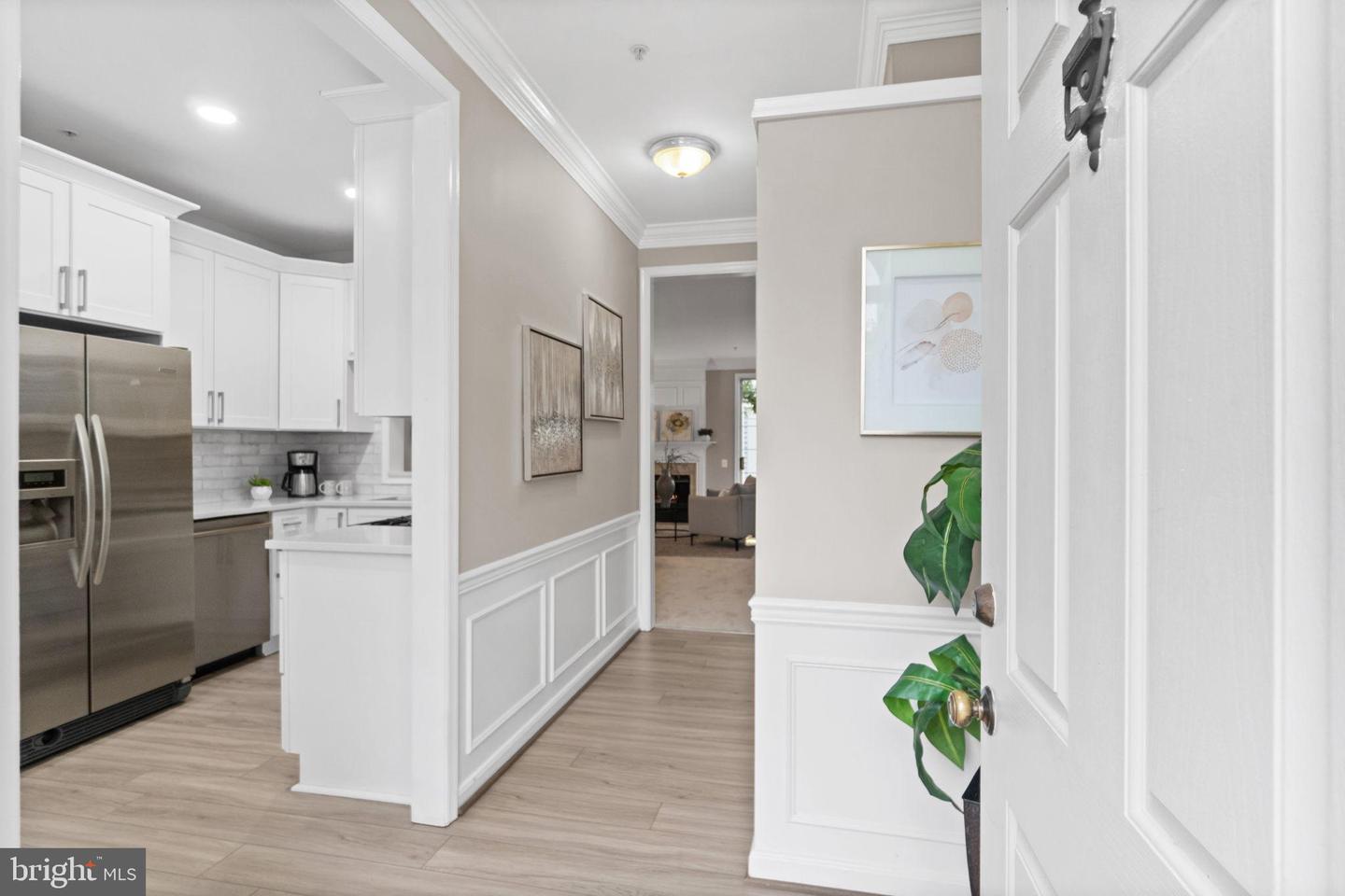 1805 KENWOOD AVE, ALEXANDRIA, Virginia 22302, 2 Bedrooms Bedrooms, 8 Rooms Rooms,2 BathroomsBathrooms,Residential,For sale,1805 KENWOOD AVE,VAAX2047996 MLS # VAAX2047996
