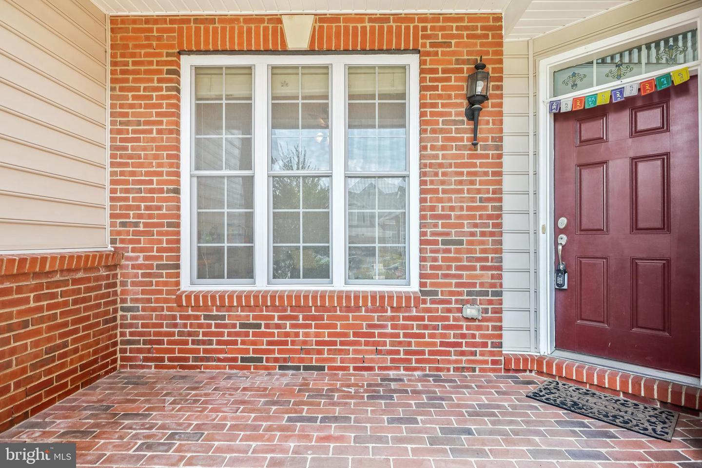 22985 WEYBRIDGE SQ, ASHBURN, Virginia 20148, 3 Bedrooms Bedrooms, ,4 BathroomsBathrooms,Residential,For sale,22985 WEYBRIDGE SQ,VALO2103506 MLS # VALO2103506
