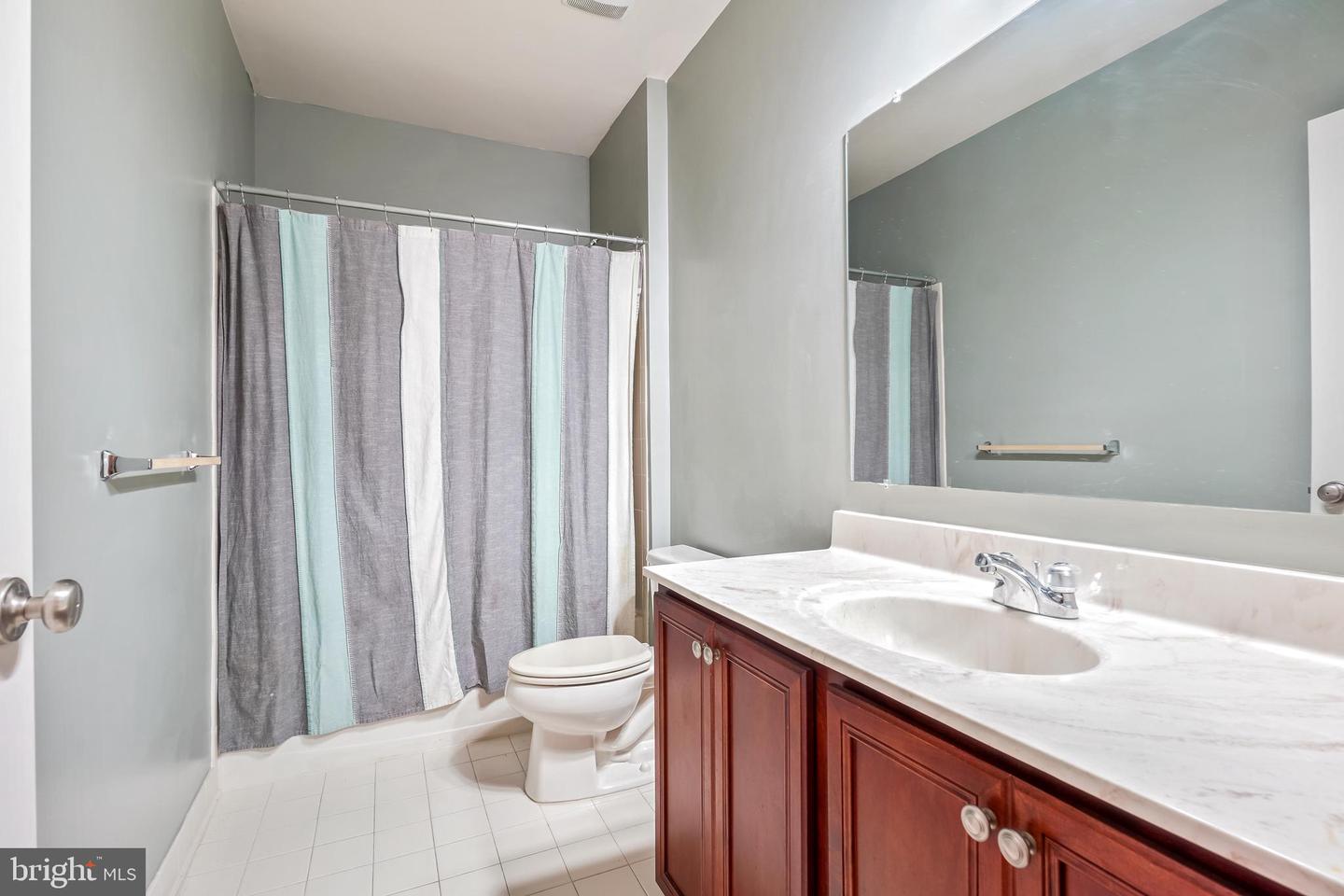 22985 WEYBRIDGE SQ, ASHBURN, Virginia 20148, 3 Bedrooms Bedrooms, ,4 BathroomsBathrooms,Residential,For sale,22985 WEYBRIDGE SQ,VALO2103506 MLS # VALO2103506