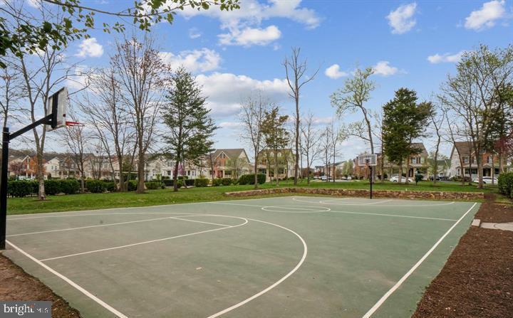 22985 WEYBRIDGE SQ, ASHBURN, Virginia 20148, 3 Bedrooms Bedrooms, ,4 BathroomsBathrooms,Residential,For sale,22985 WEYBRIDGE SQ,VALO2103506 MLS # VALO2103506
