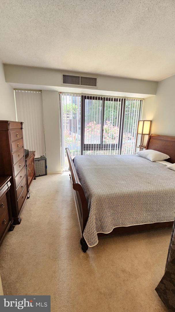 1530 KEY BLVD #221, ARLINGTON, Virginia 22209, 1 Bedroom Bedrooms, ,1 BathroomBathrooms,Residential,For sale,1530 KEY BLVD #221,VAAR2061632 MLS # VAAR2061632