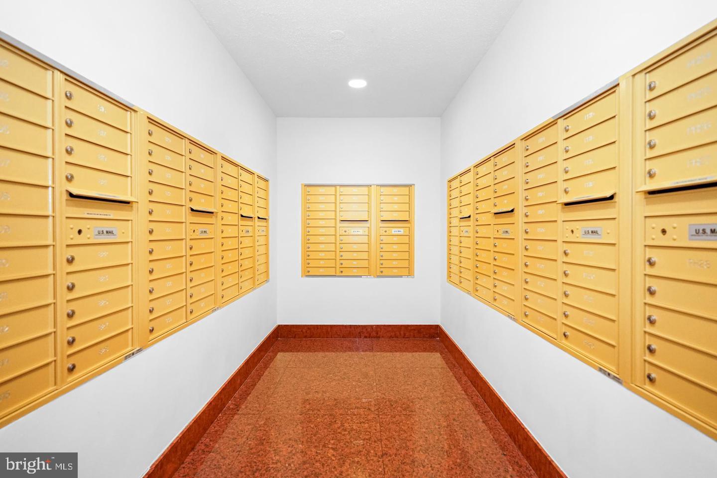 1530 KEY BLVD #221, ARLINGTON, Virginia 22209, 1 Bedroom Bedrooms, ,1 BathroomBathrooms,Residential,For sale,1530 KEY BLVD #221,VAAR2061632 MLS # VAAR2061632