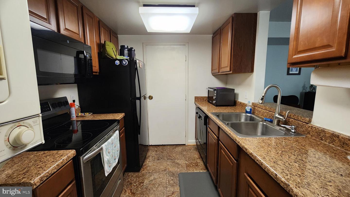 1530 KEY BLVD #221, ARLINGTON, Virginia 22209, 1 Bedroom Bedrooms, ,1 BathroomBathrooms,Residential,For sale,1530 KEY BLVD #221,VAAR2061632 MLS # VAAR2061632
