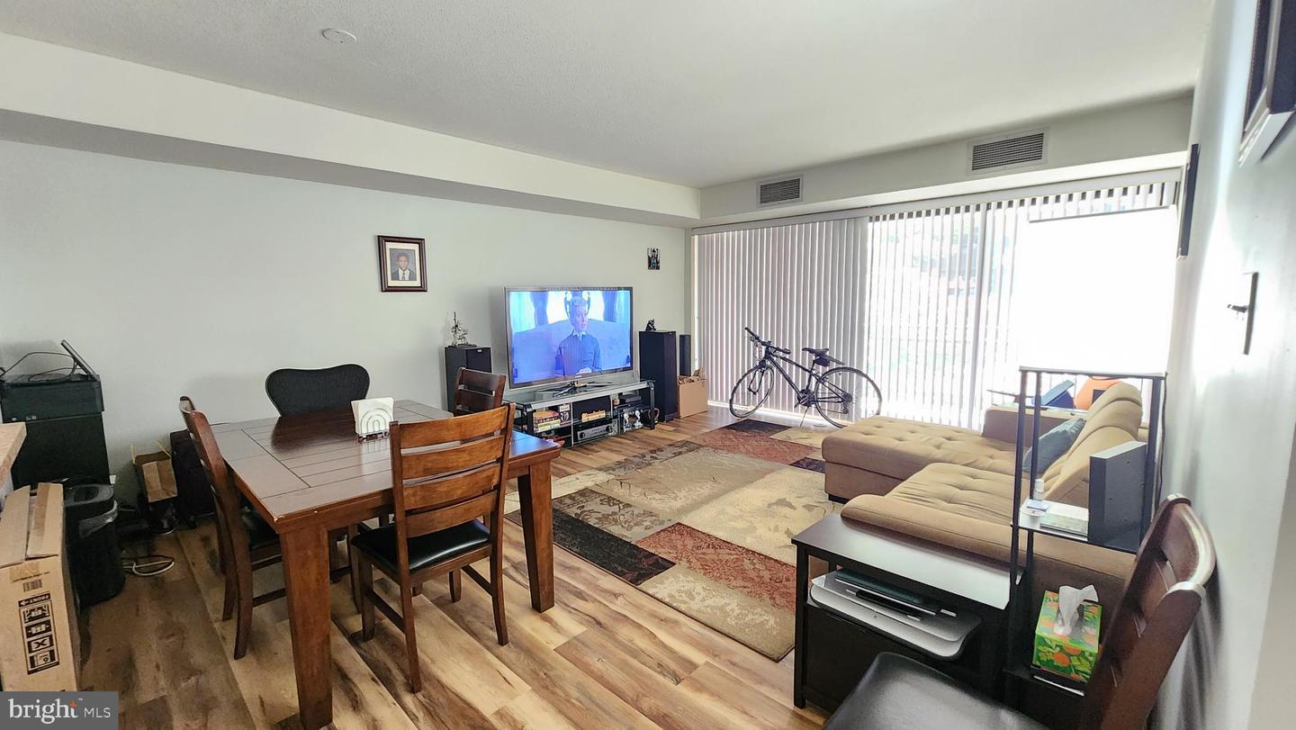 1530 KEY BLVD #221, ARLINGTON, Virginia 22209, 1 Bedroom Bedrooms, ,1 BathroomBathrooms,Residential,For sale,1530 KEY BLVD #221,VAAR2061632 MLS # VAAR2061632