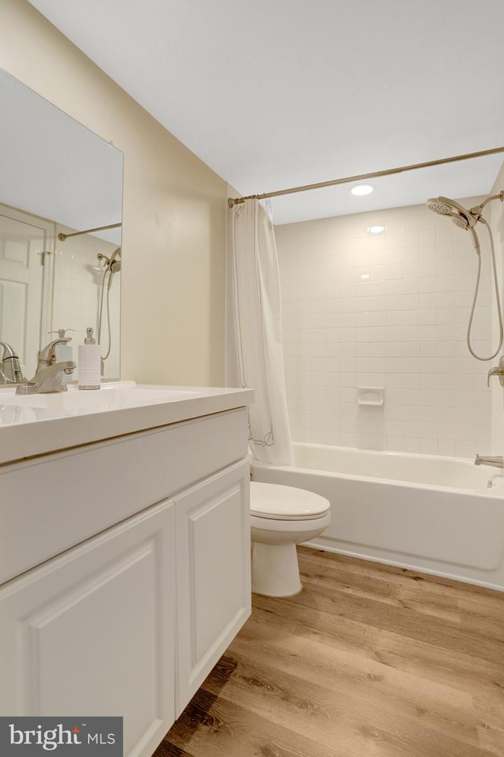 3800 FAIRFAX DR #612, ARLINGTON, Virginia 22203, 1 Bedroom Bedrooms, ,1 BathroomBathrooms,Residential,For sale,3800 FAIRFAX DR #612,VAAR2061754 MLS # VAAR2061754