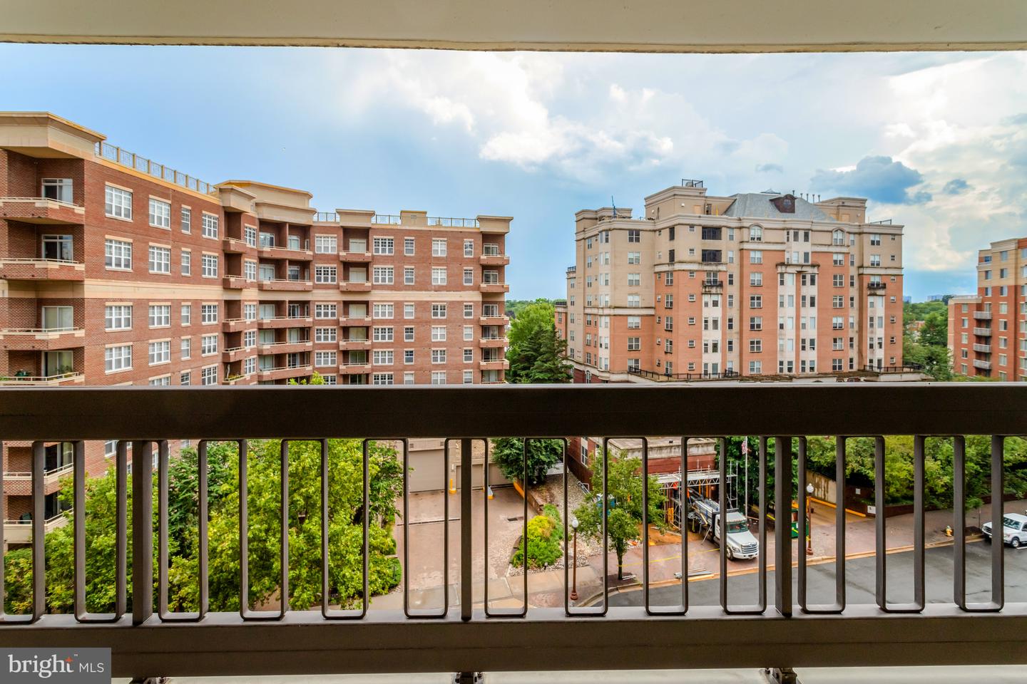 3800 FAIRFAX DR #612, ARLINGTON, Virginia 22203, 1 Bedroom Bedrooms, ,1 BathroomBathrooms,Residential,For sale,3800 FAIRFAX DR #612,VAAR2061754 MLS # VAAR2061754