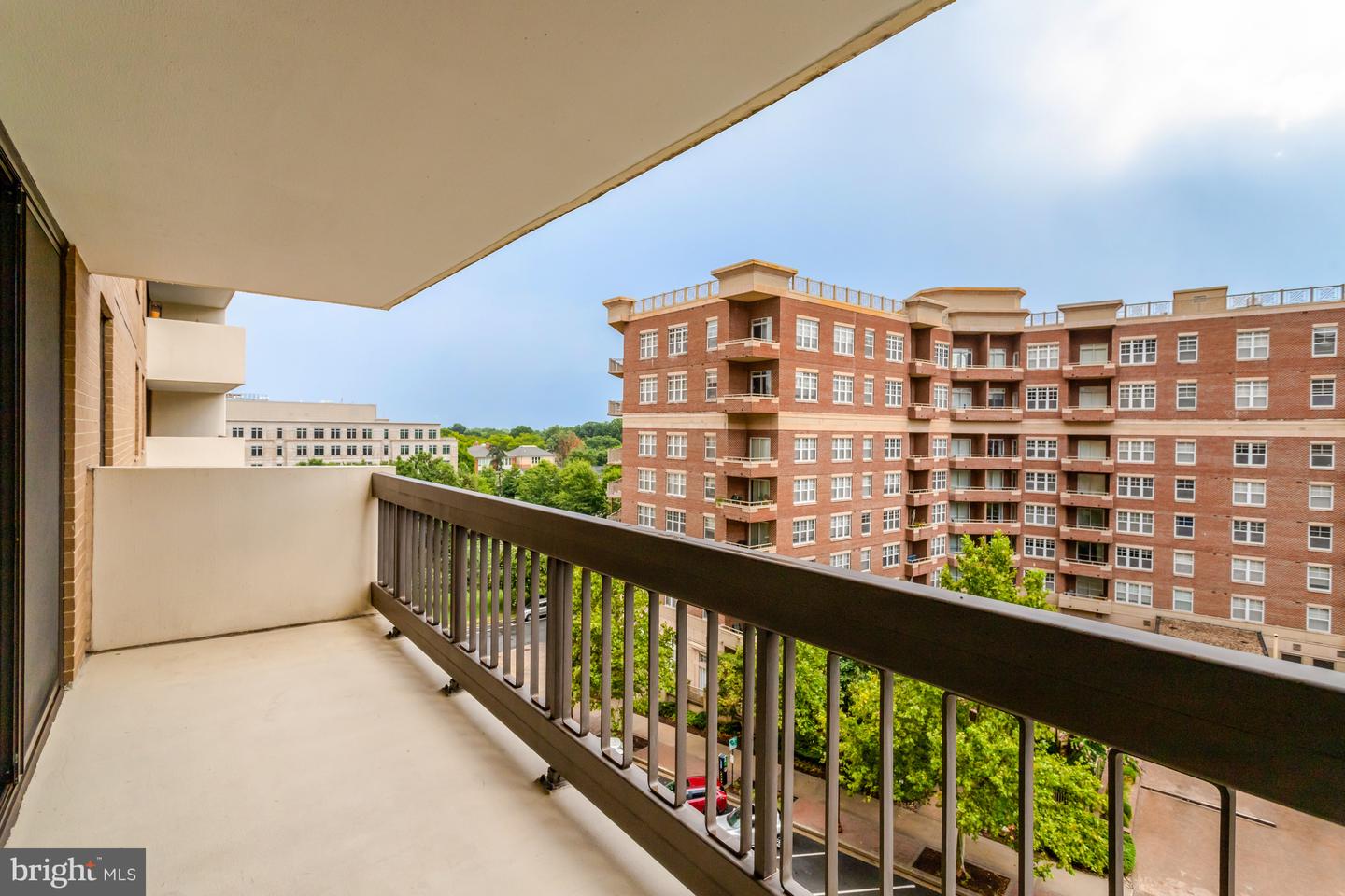 3800 FAIRFAX DR #612, ARLINGTON, Virginia 22203, 1 Bedroom Bedrooms, ,1 BathroomBathrooms,Residential,For sale,3800 FAIRFAX DR #612,VAAR2061754 MLS # VAAR2061754