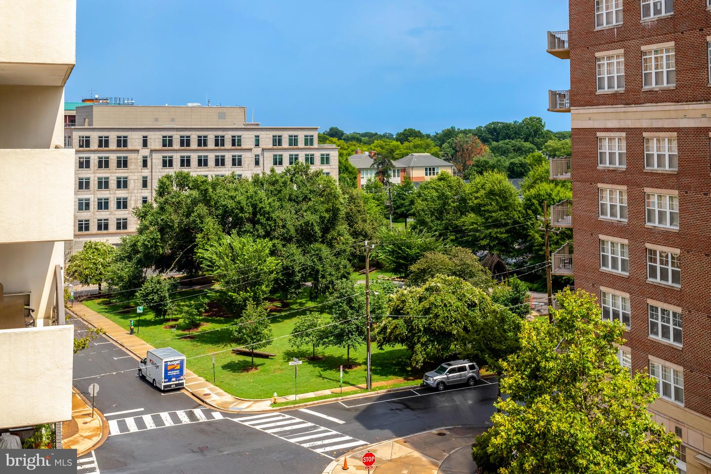3800 FAIRFAX DR #612, ARLINGTON, Virginia 22203, 1 Bedroom Bedrooms, ,1 BathroomBathrooms,Residential,For sale,3800 FAIRFAX DR #612,VAAR2061754 MLS # VAAR2061754