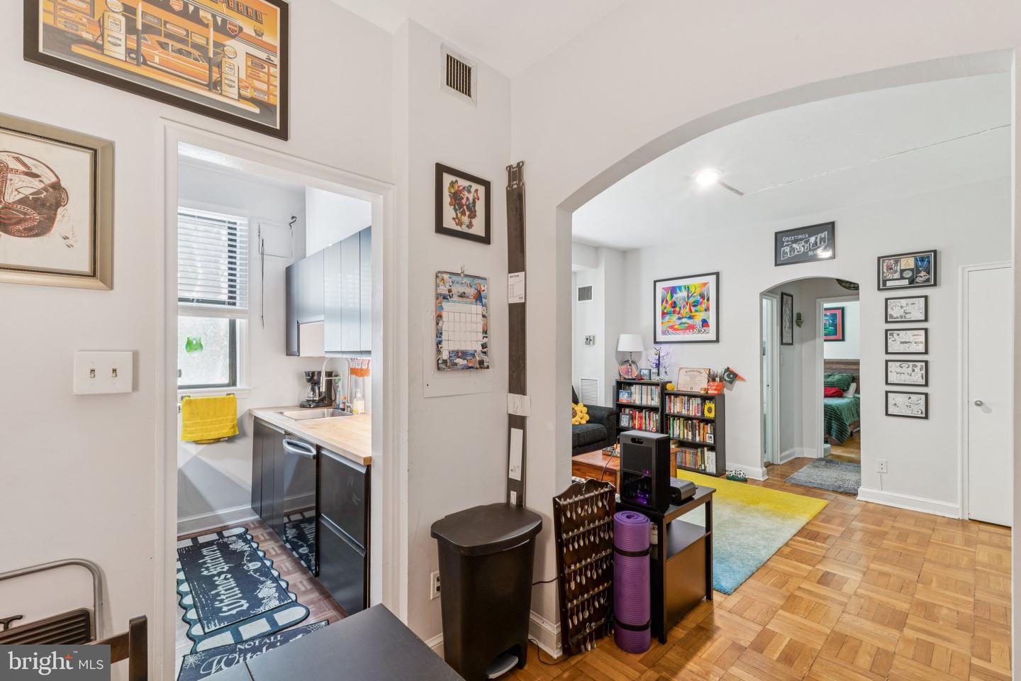 2515 K ST NW #109, WASHINGTON, District Of Columbia 20037, 1 Bedroom Bedrooms, ,1 BathroomBathrooms,Residential,For sale,2515 K ST NW #109,DCDC2213582 MLS # DCDC2213582