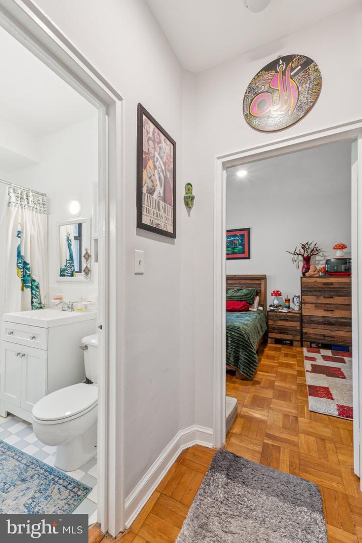 2515 K ST NW #109, WASHINGTON, District Of Columbia 20037, 1 Bedroom Bedrooms, ,1 BathroomBathrooms,Residential,For sale,2515 K ST NW #109,DCDC2213582 MLS # DCDC2213582