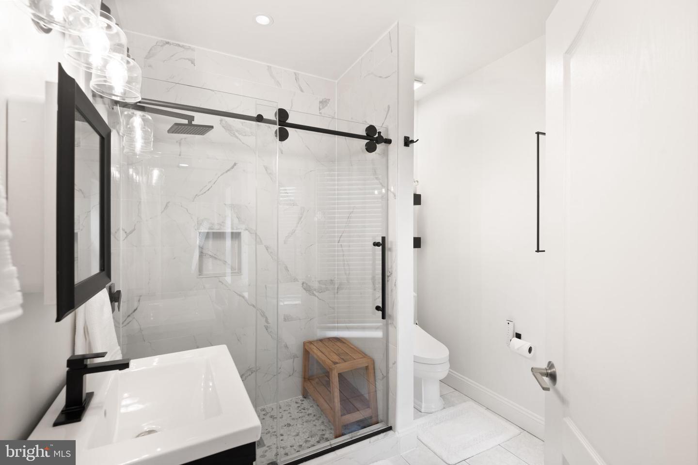 65 RHODE ISLAND AVE NW #2, WASHINGTON, District Of Columbia 20001, 2 Bedrooms Bedrooms, ,2 BathroomsBathrooms,Residential,For sale,65 RHODE ISLAND AVE NW #2,DCDC2213722 MLS # DCDC2213722