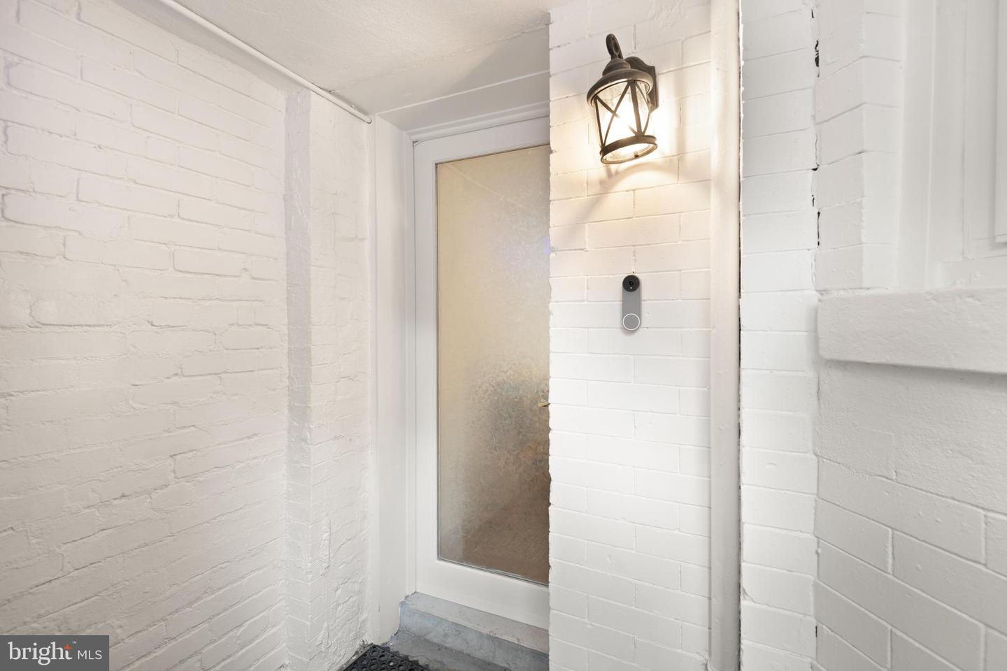 65 RHODE ISLAND AVE NW #2, WASHINGTON, District Of Columbia 20001, 2 Bedrooms Bedrooms, ,2 BathroomsBathrooms,Residential,For sale,65 RHODE ISLAND AVE NW #2,DCDC2213722 MLS # DCDC2213722