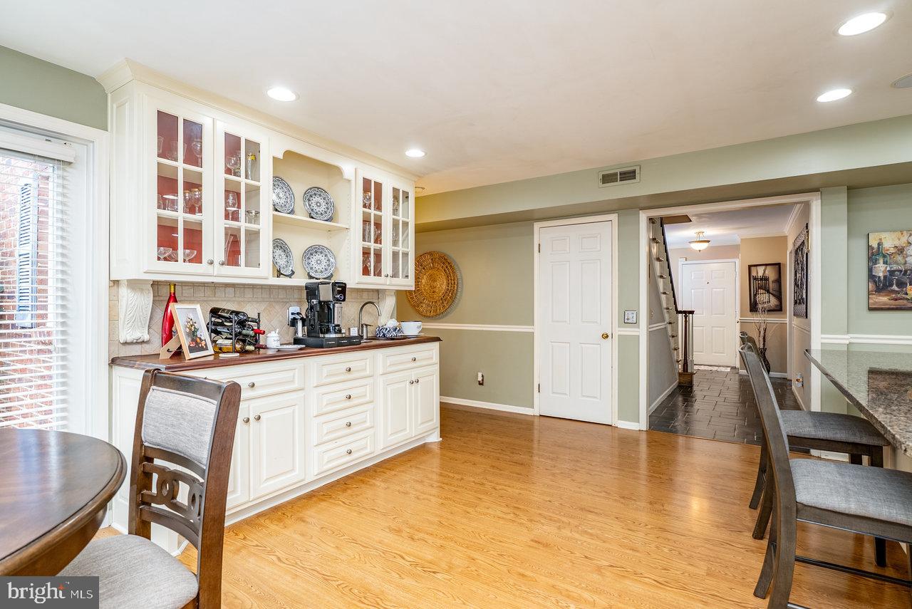 532 MOUNTAIN VIEW DR, HARRISONBURG, Virginia 22801, 4 Bedrooms Bedrooms, ,3 BathroomsBathrooms,Residential,For sale,532 MOUNTAIN VIEW DR,VAHC2000456 MLS # VAHC2000456