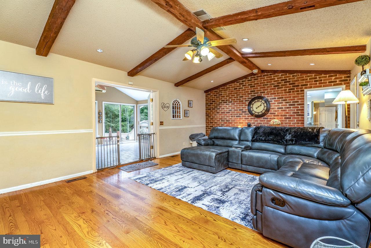 532 MOUNTAIN VIEW DR, HARRISONBURG, Virginia 22801, 4 Bedrooms Bedrooms, ,3 BathroomsBathrooms,Residential,For sale,532 MOUNTAIN VIEW DR,VAHC2000456 MLS # VAHC2000456